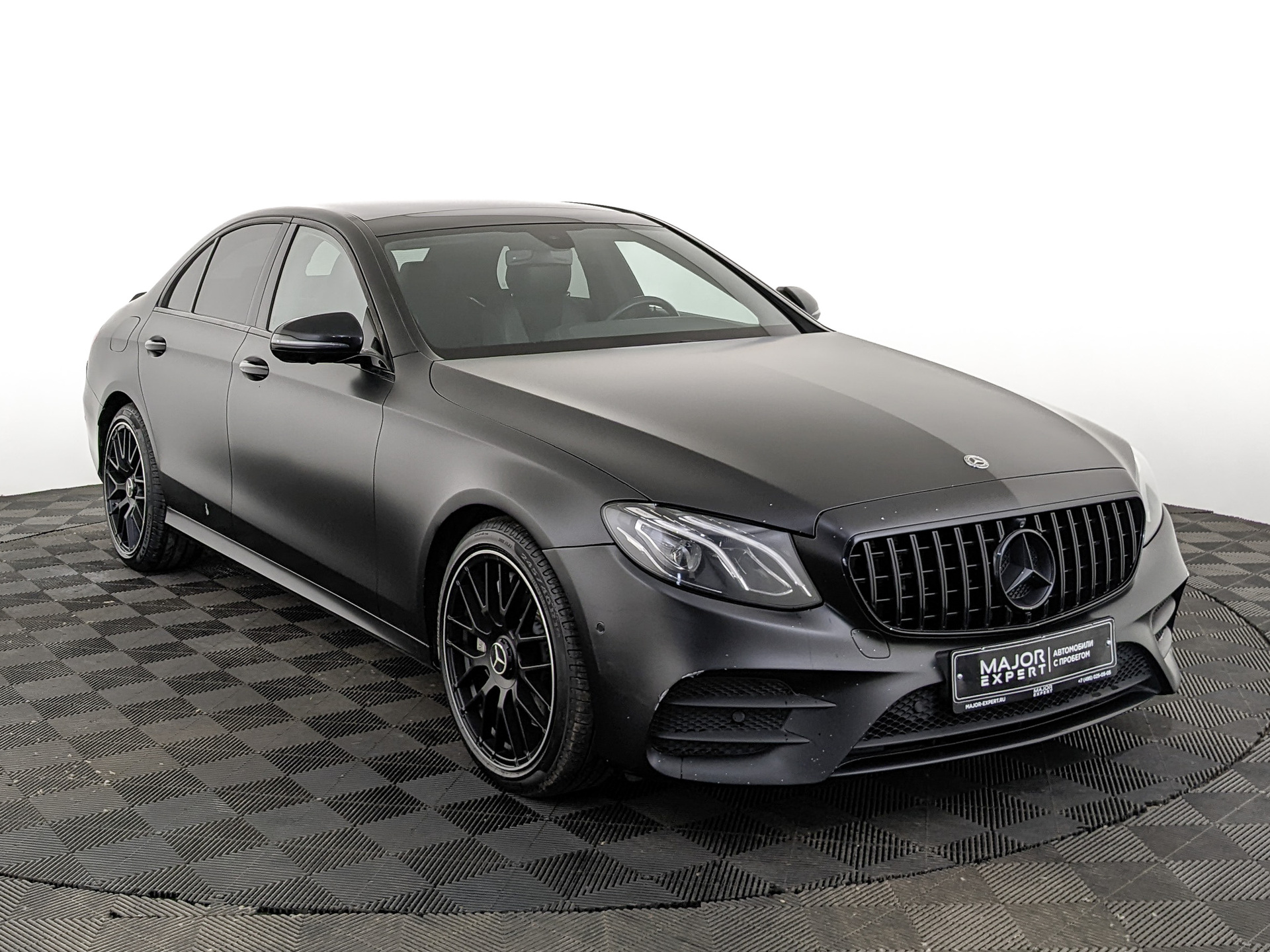 MERCEDES-BENZ E-Класс 3.00 (367 л.с), автомат, 2019, пробег 100 375 км