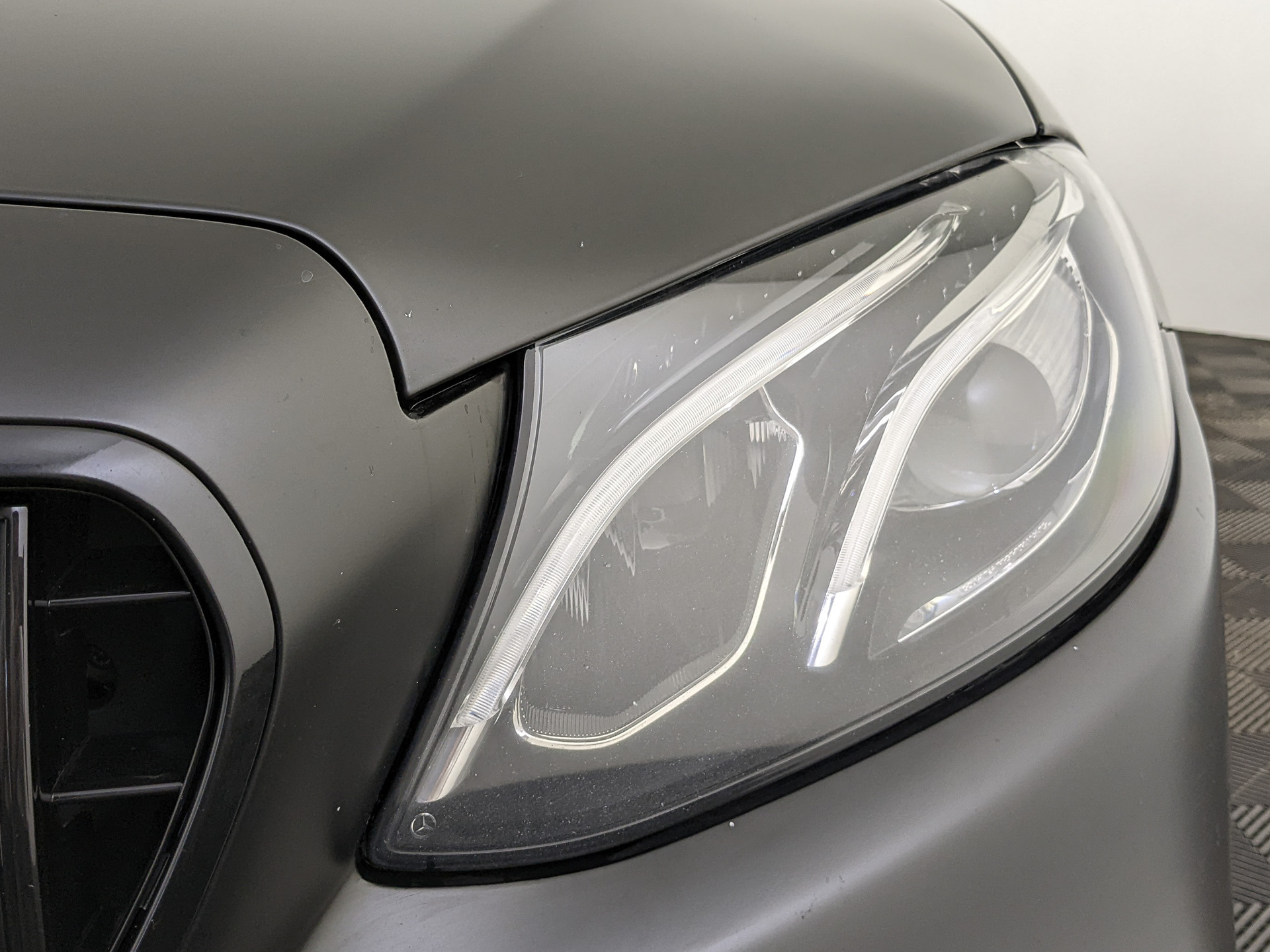 MERCEDES-BENZ E-Класс 3.00 (367 л.с), автомат, 2019, пробег 100 375 км
