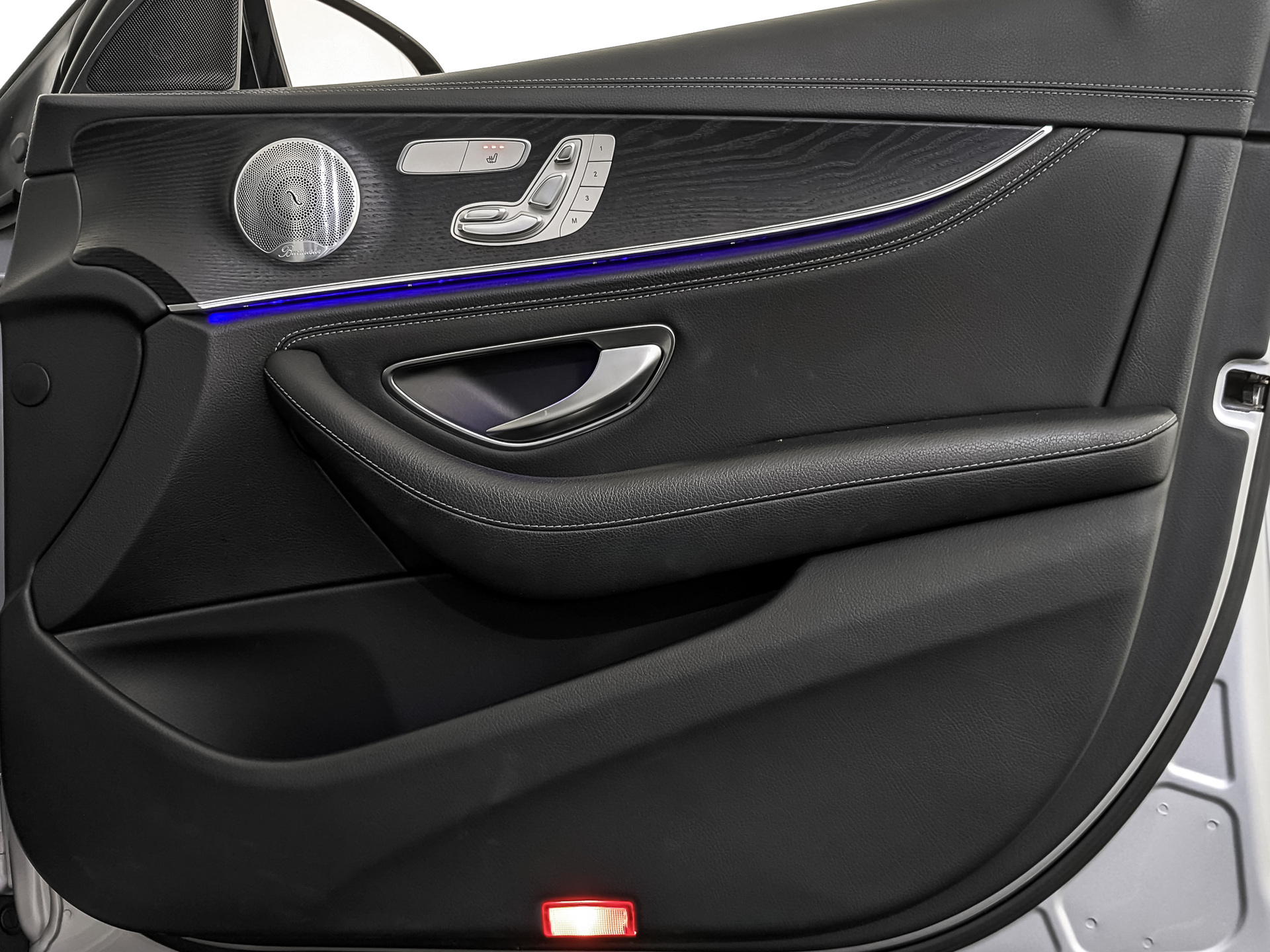 MERCEDES-BENZ E-Класс 3.00 (367 л.с), автомат, 2019, пробег 100 375 км
