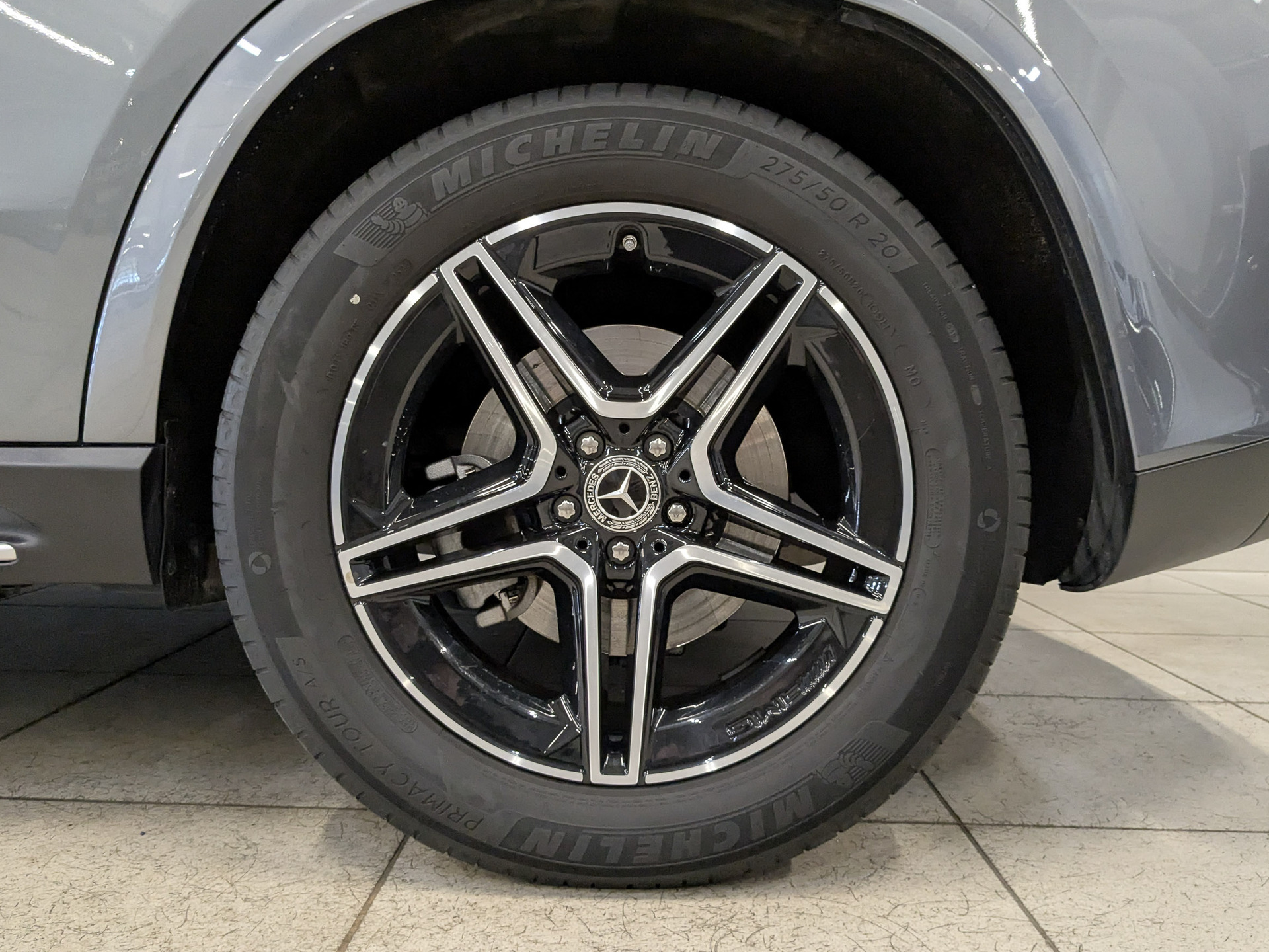 MERCEDES-BENZ GLE 3.00 (381 л.с), автомат, 2023, пробег 24 802 км