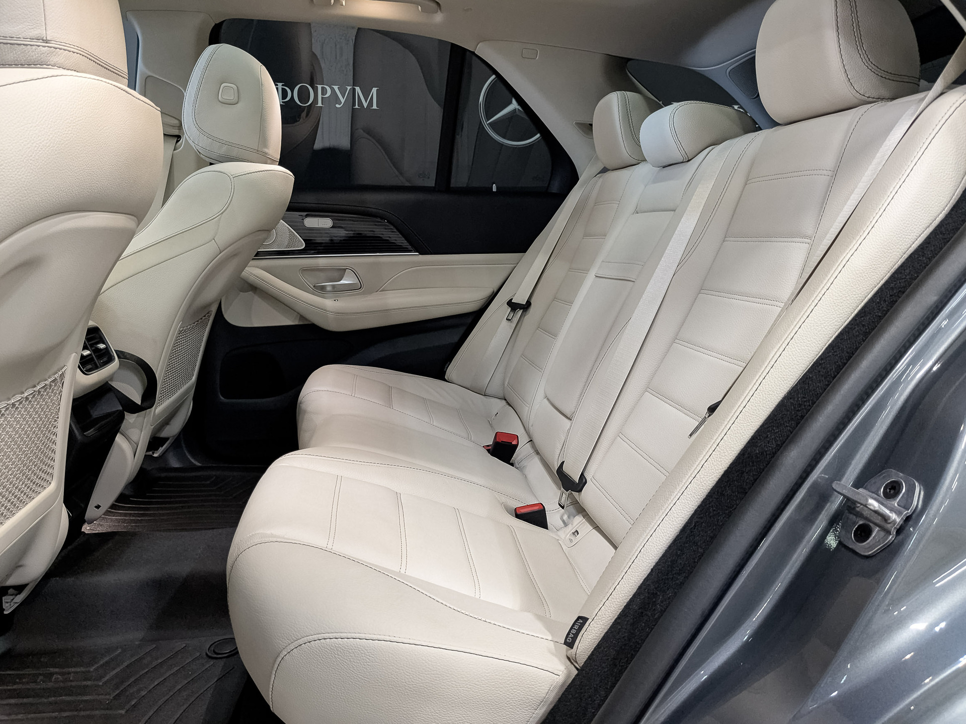 MERCEDES-BENZ GLE 3.00 (381 л.с), автомат, 2023, пробег 24 802 км