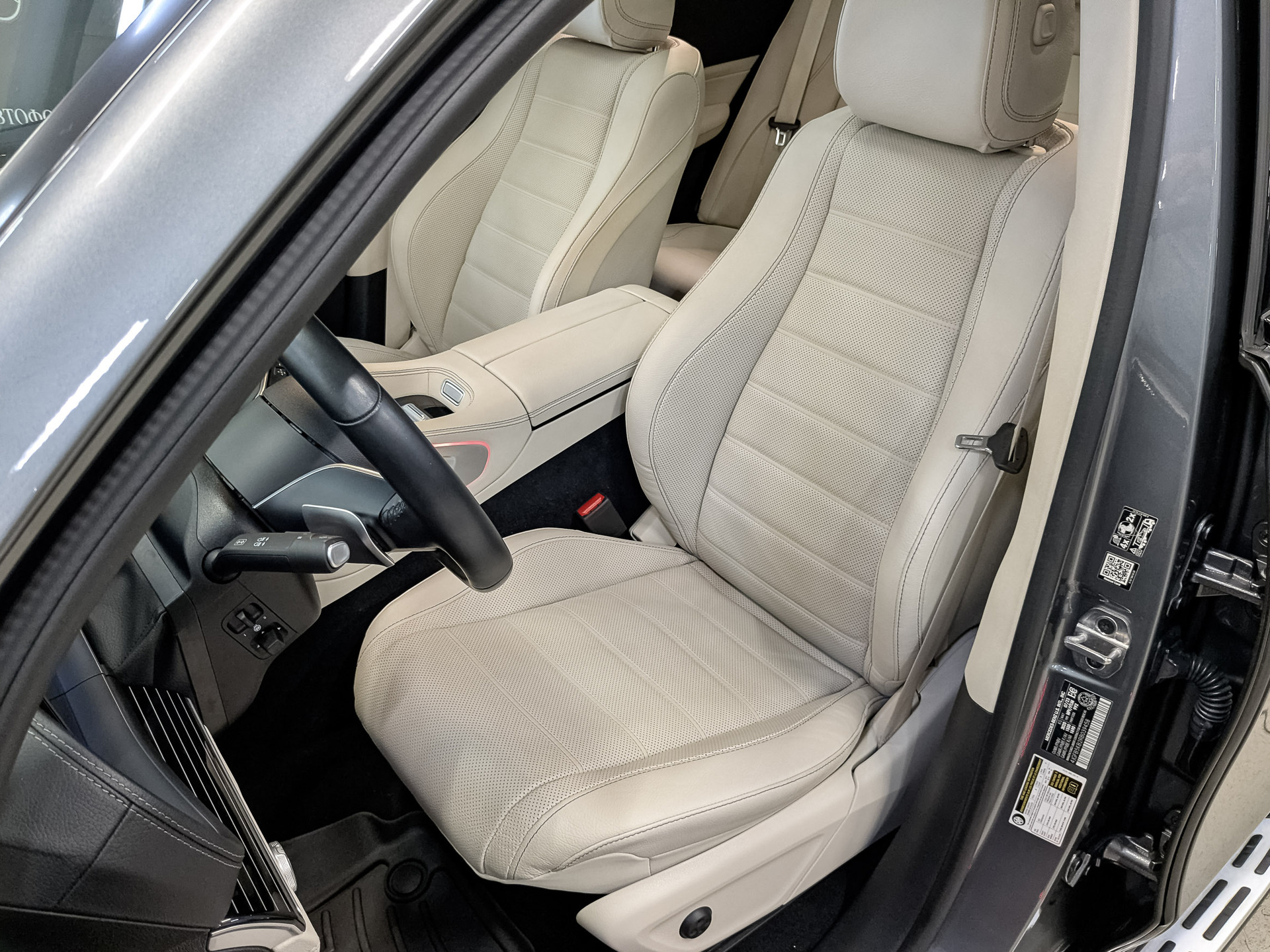 MERCEDES-BENZ GLE 3.00 (381 л.с), автомат, 2023, пробег 24 802 км