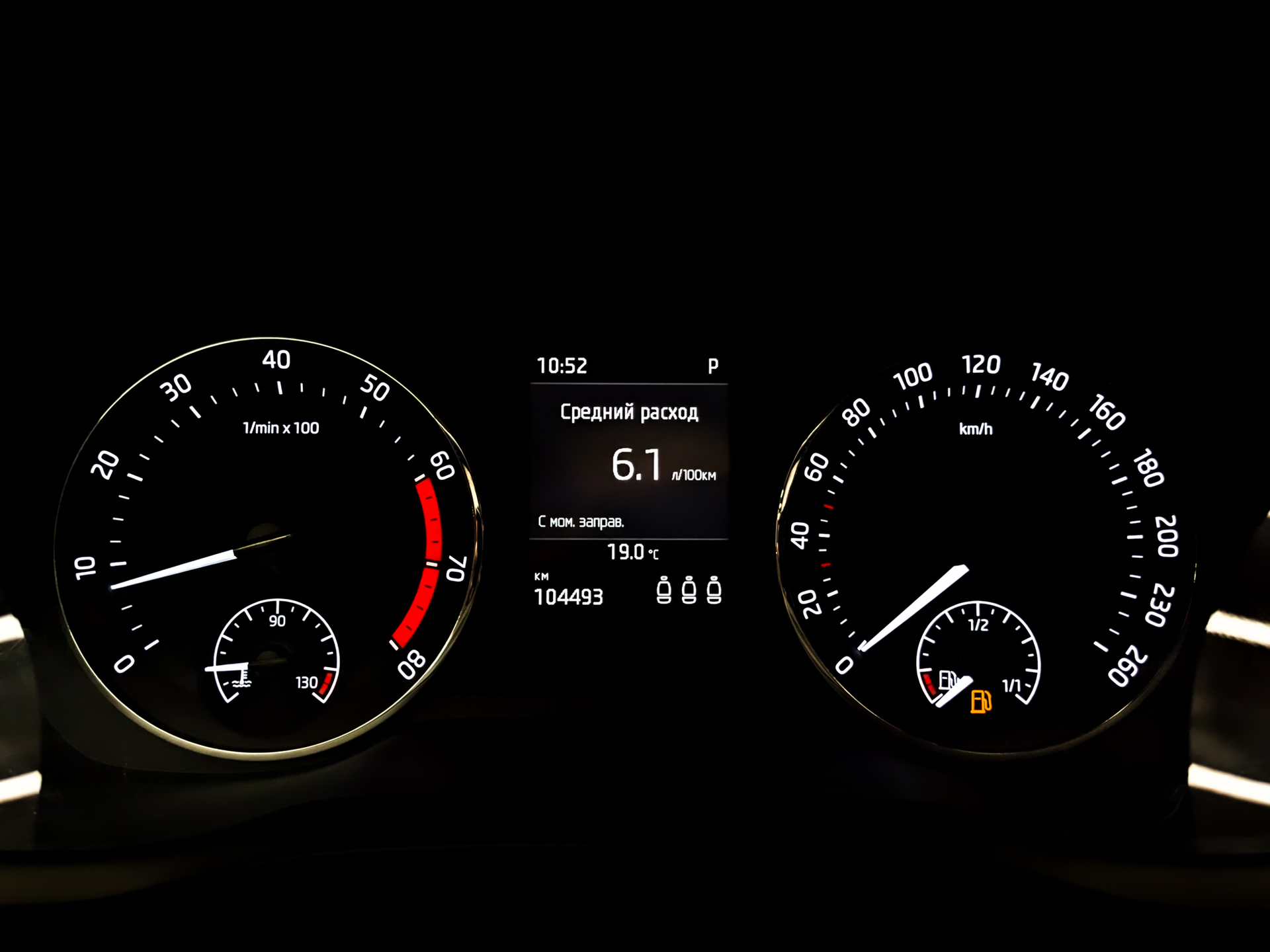 SKODA Octavia 1.40 (150 л.с), автомат, 2021, пробег 103 998 км