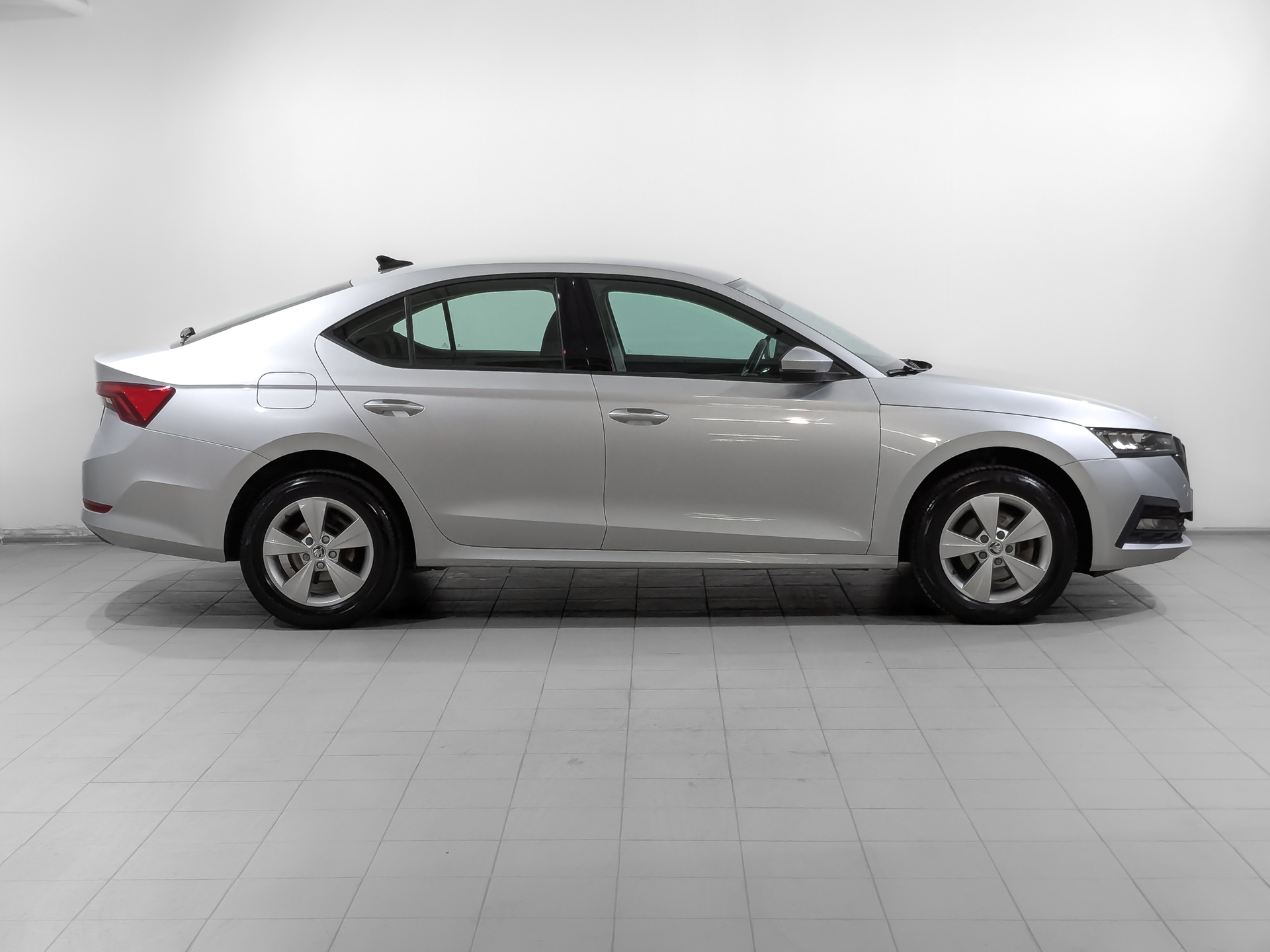 SKODA Octavia 1.40 (150 л.с), автомат, 2021, пробег 79 688 км
