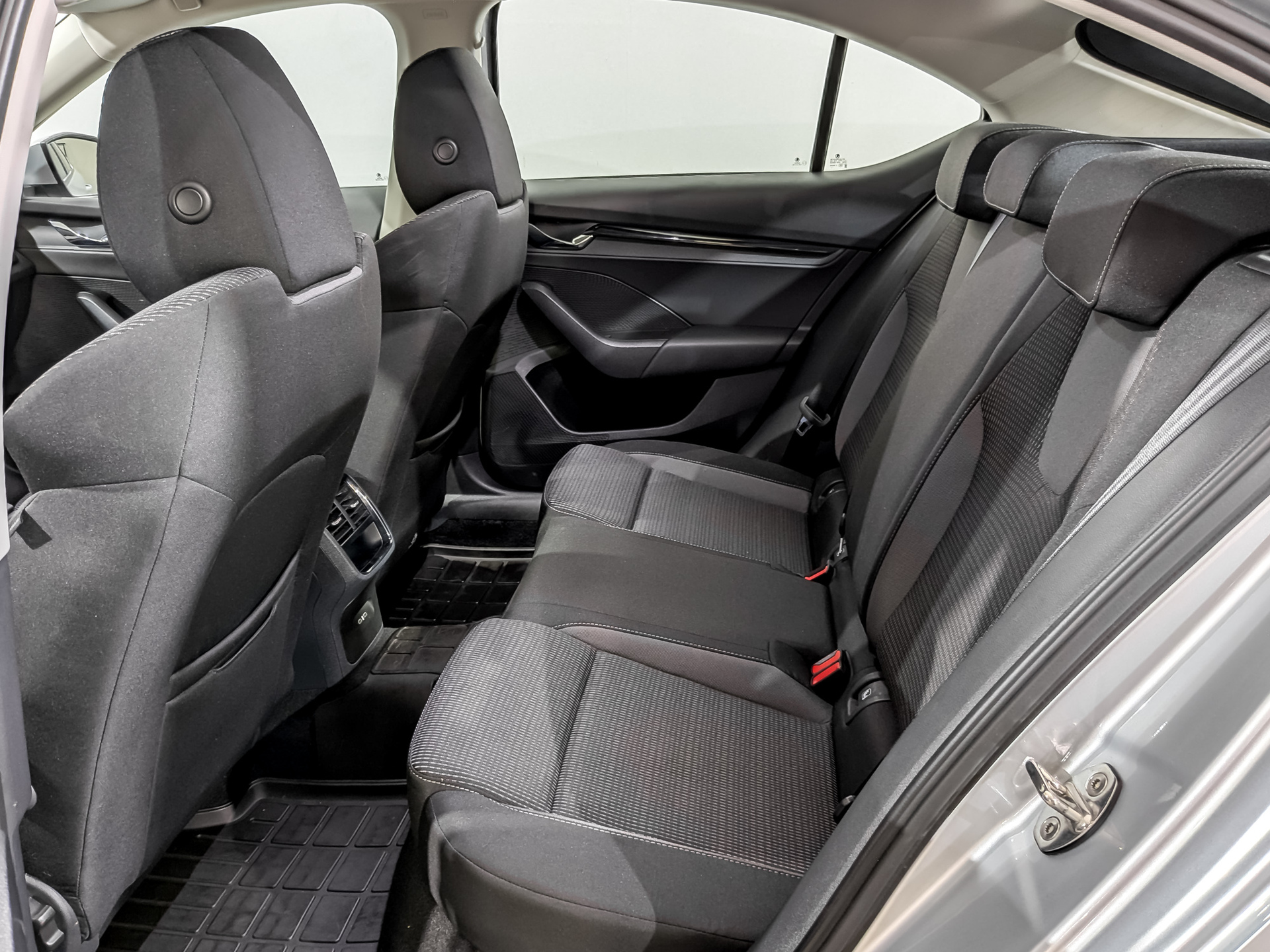 SKODA Octavia 1.40 (150 л.с), автомат, 2021, пробег 79 688 км