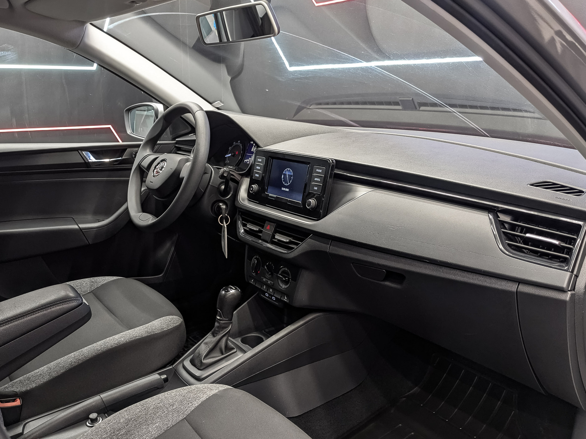 SKODA Rapid II 1.60 (110 л.с), автомат, 2021, пробег 97 370 км