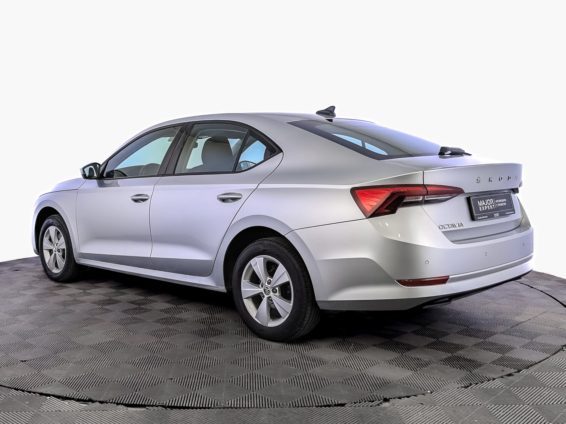 SKODA Octavia 1.40 (150 л.с), автомат, 2021, пробег 145 049 км