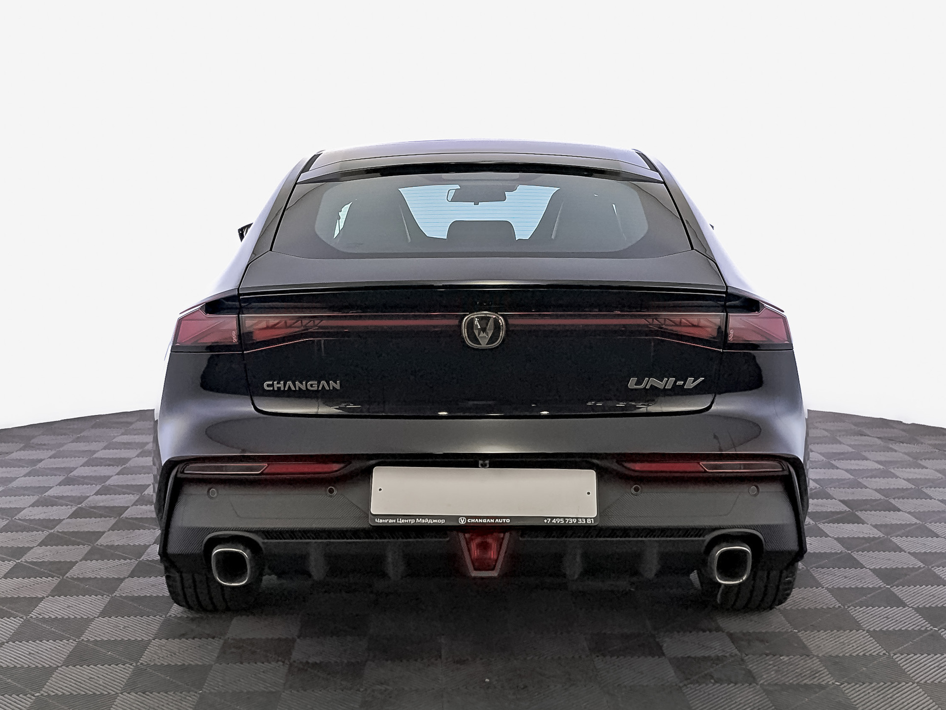 Фото Changan UNI-V Техно 1.5T/181 7RT 5L