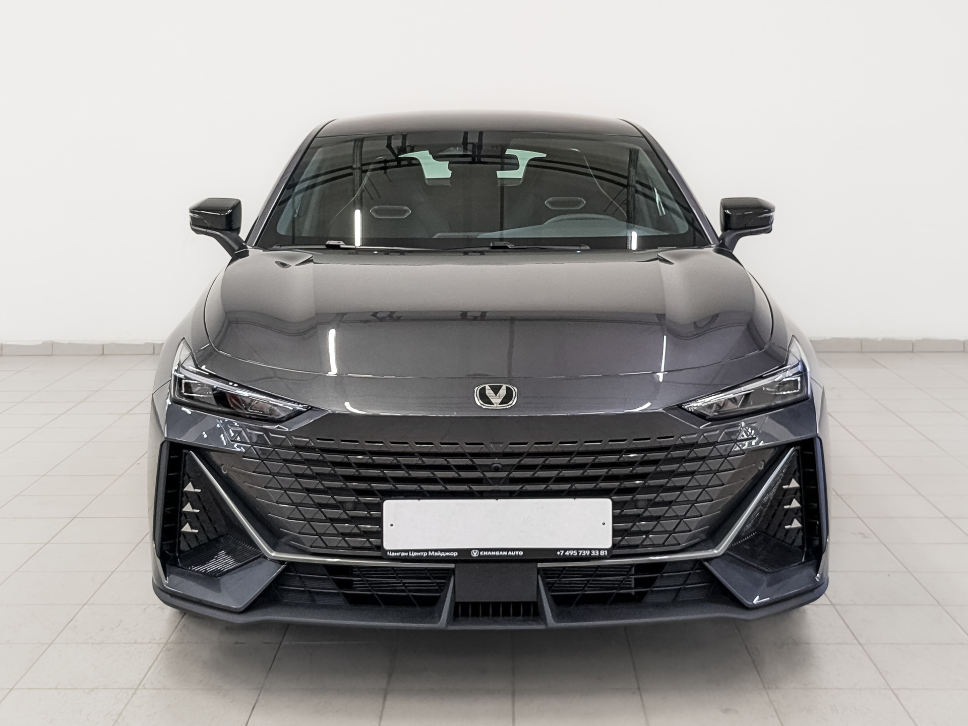 Фото Changan UNI-V Техно 1.5T/181 7RT 5L