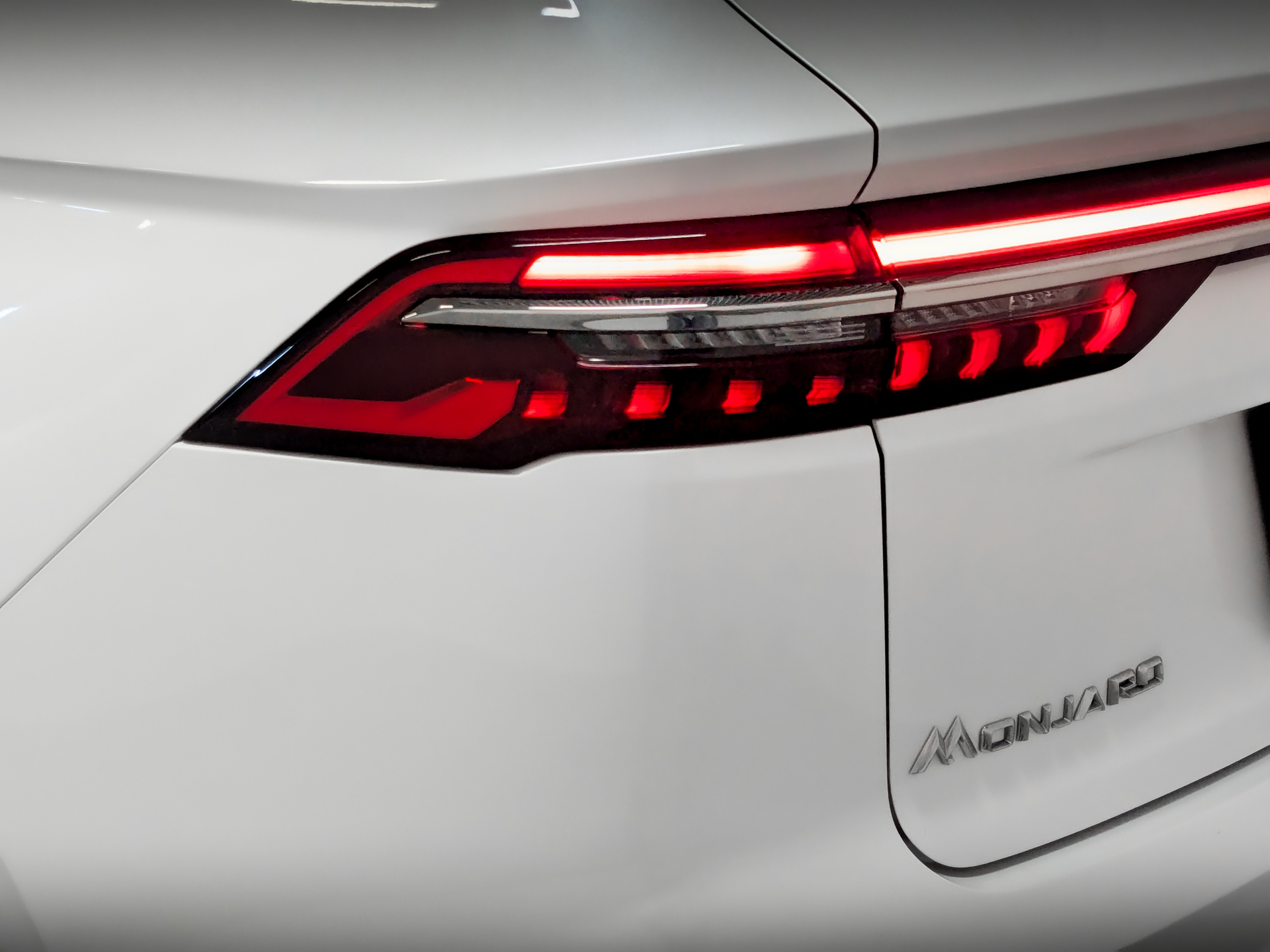 GEELY Monjaro 2.00 (238 л.с), автомат, 2024, пробег 35 599 км