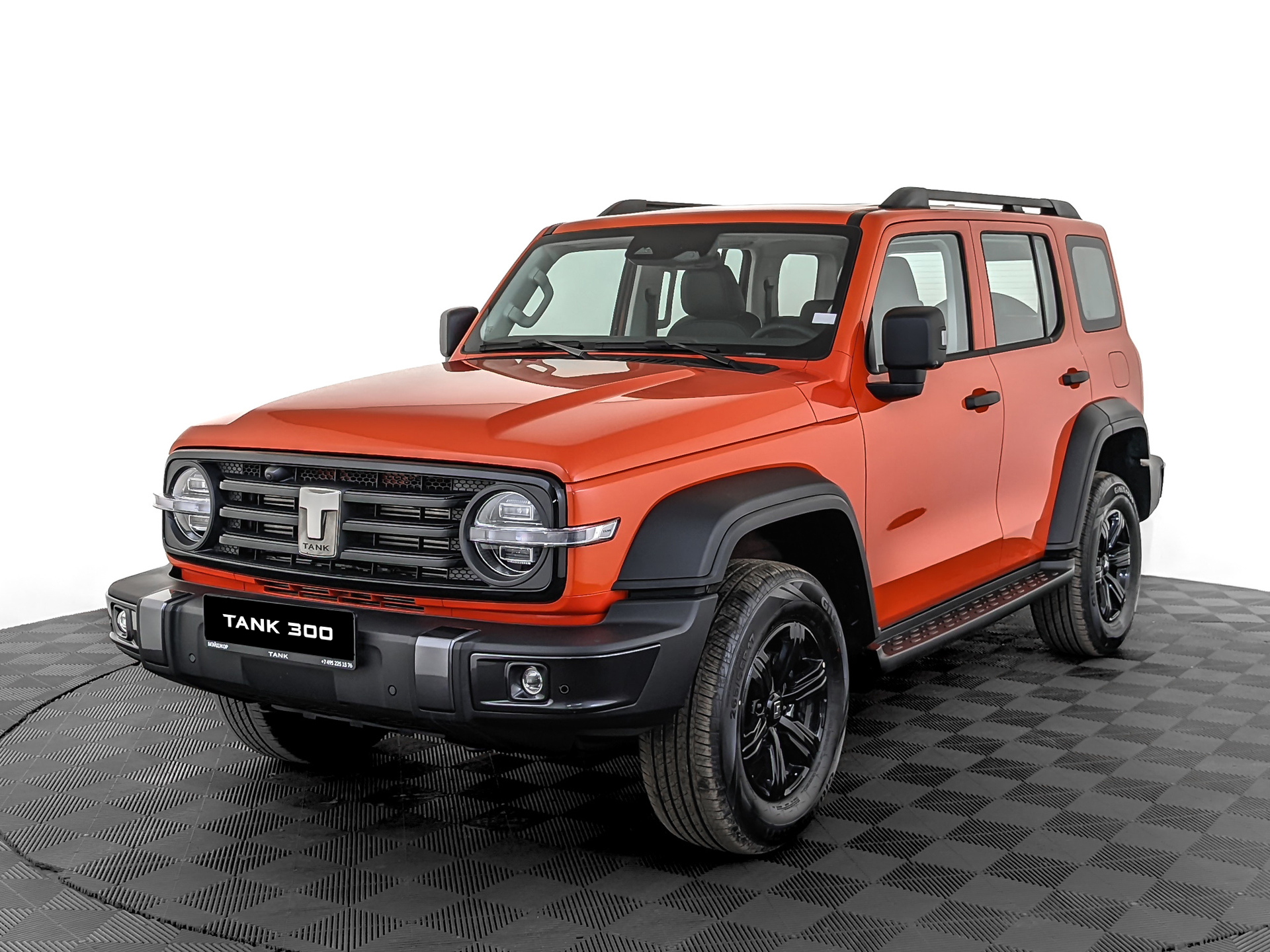 Фото Tank 300 Драйв (Adventure) 2.0T/218 8AT 4WD
