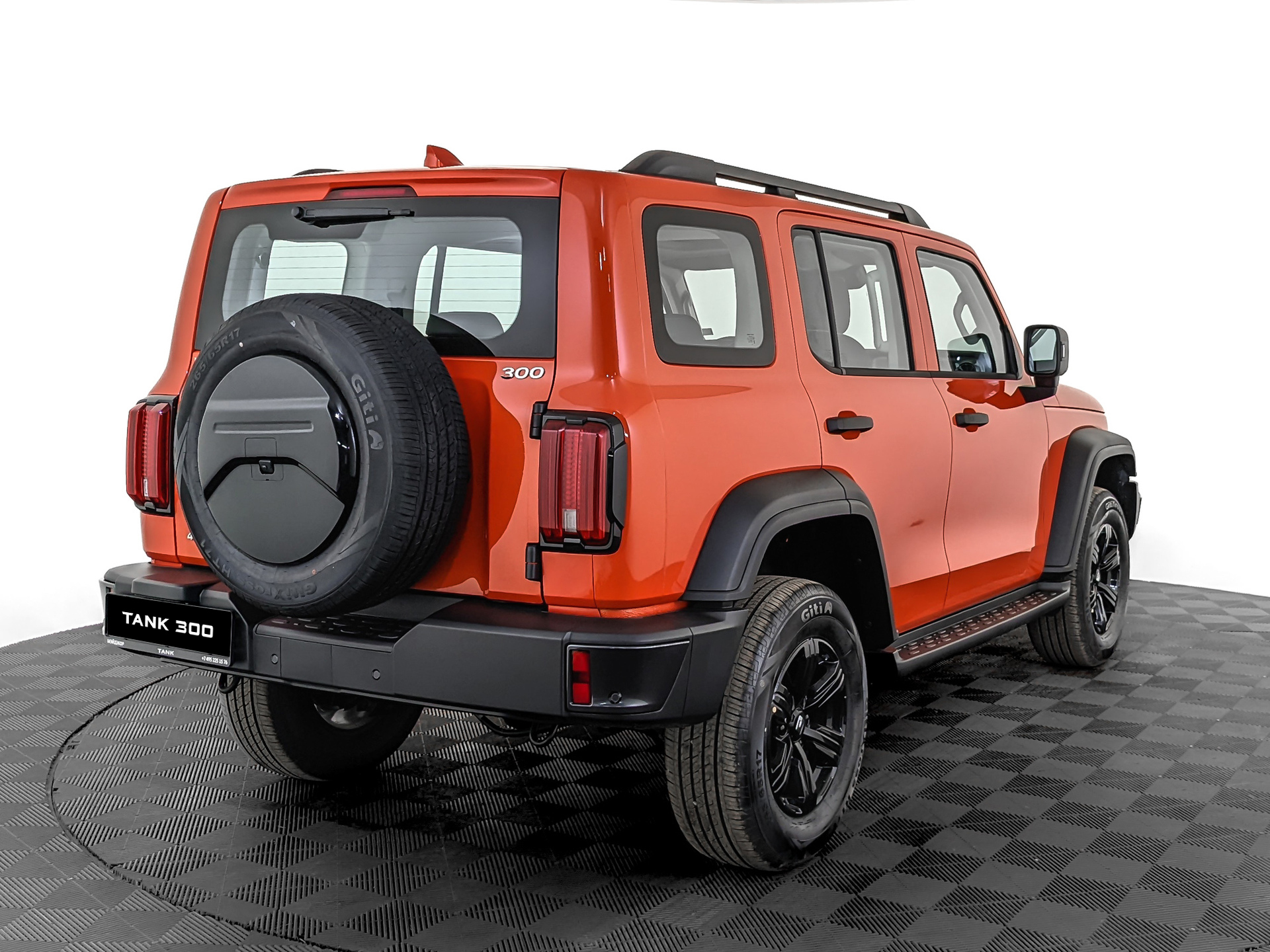Фото Tank 300 Драйв (Adventure) 2.0T/218 8AT 4WD