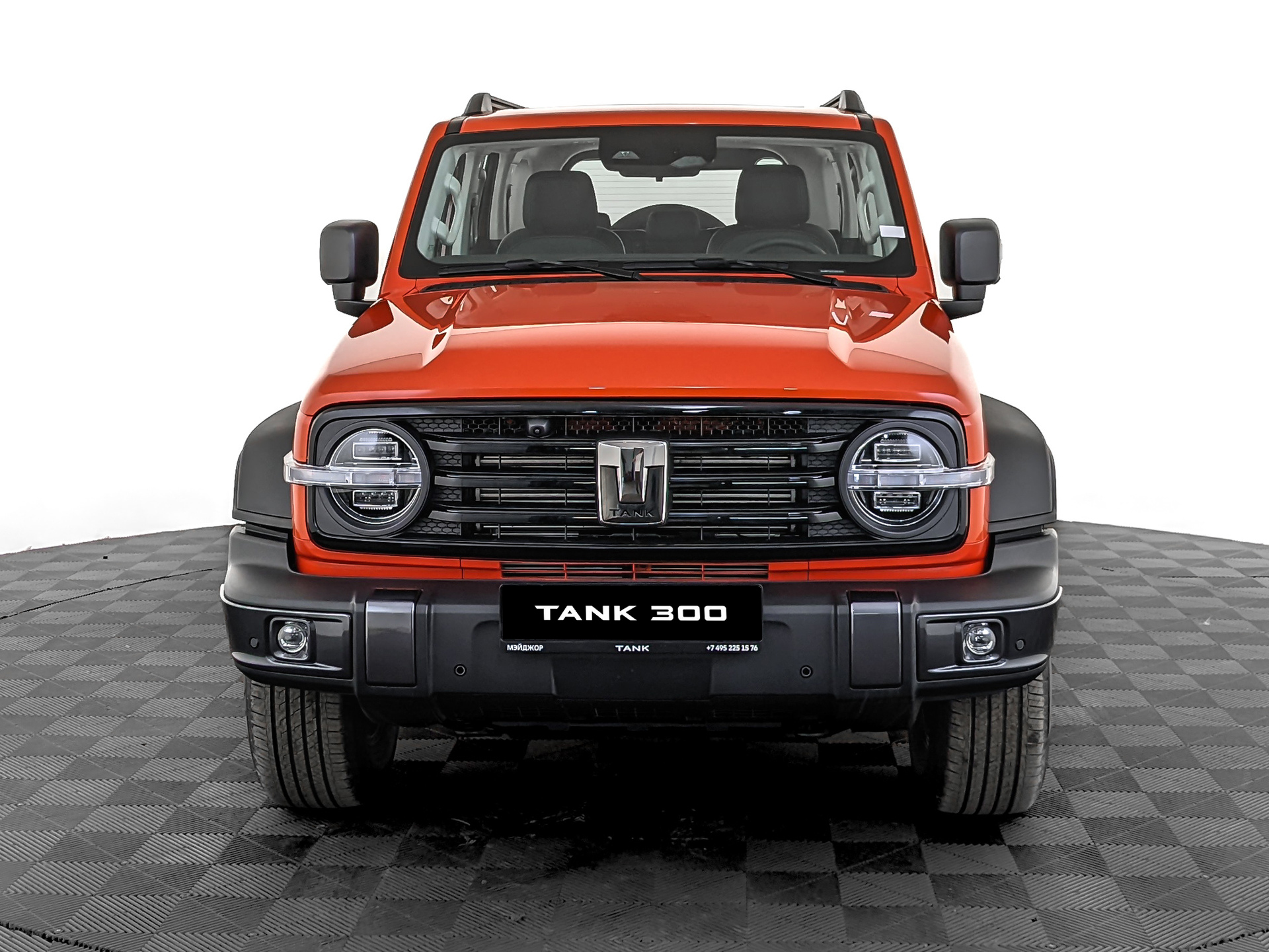 Фото Tank 300 Драйв (Adventure) 2.0T/218 8AT 4WD