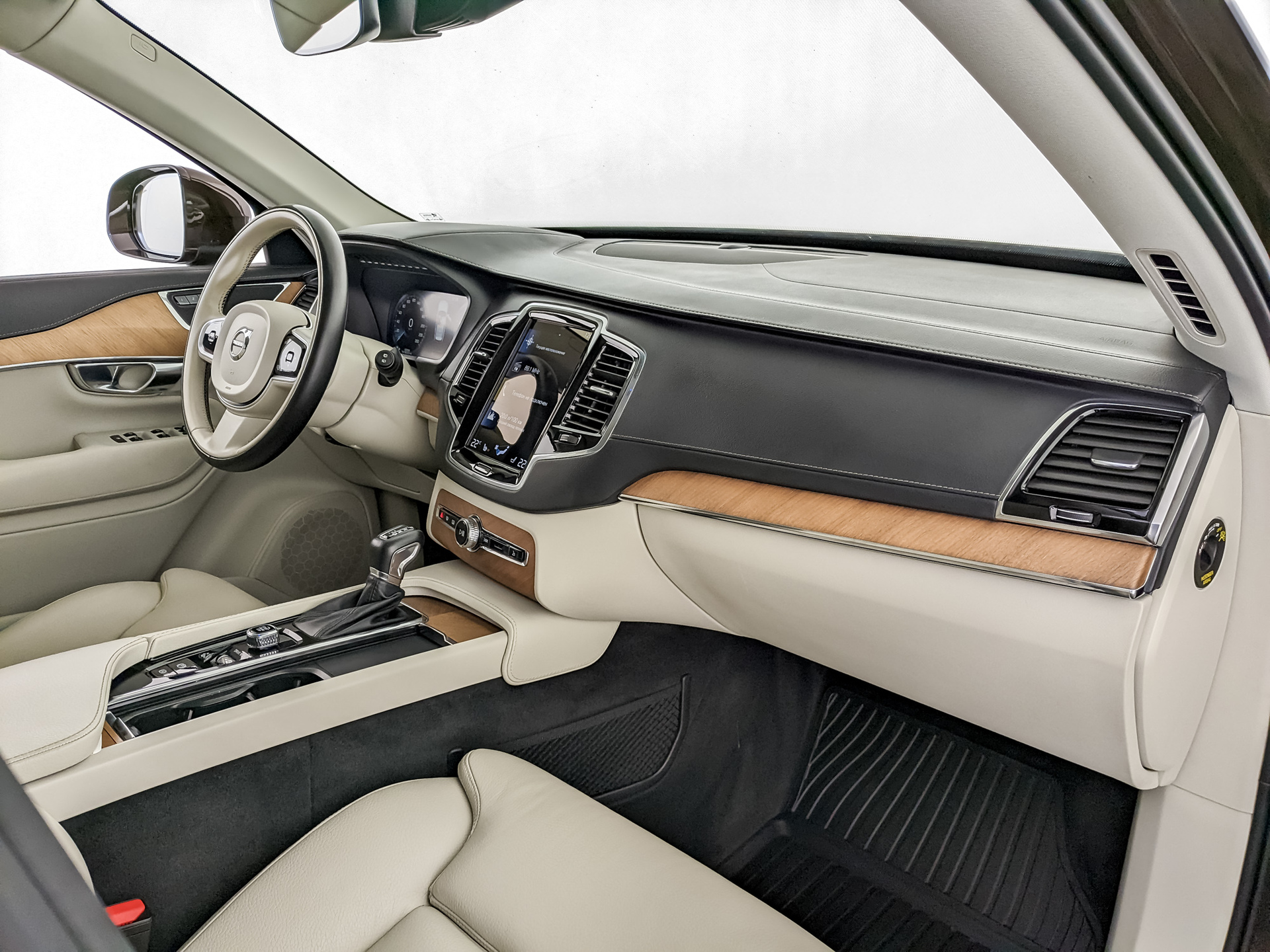 VOLVO XC90 2.00 (249 л.с), автомат, 2020, пробег 166 586 км