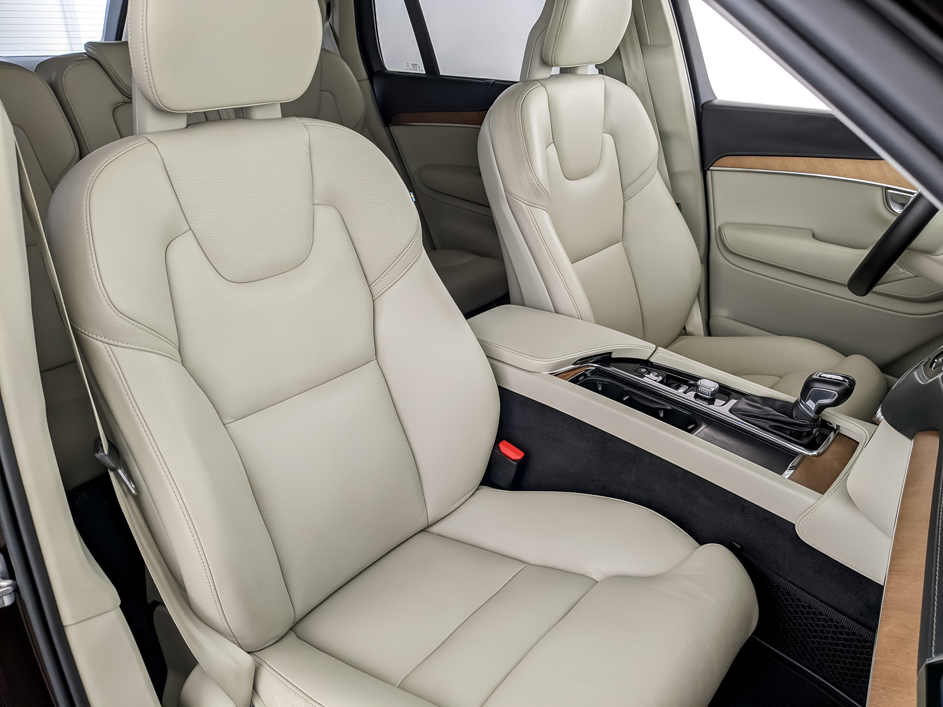 VOLVO XC90 2.00 (249 л.с), автомат, 2020, пробег 166 586 км