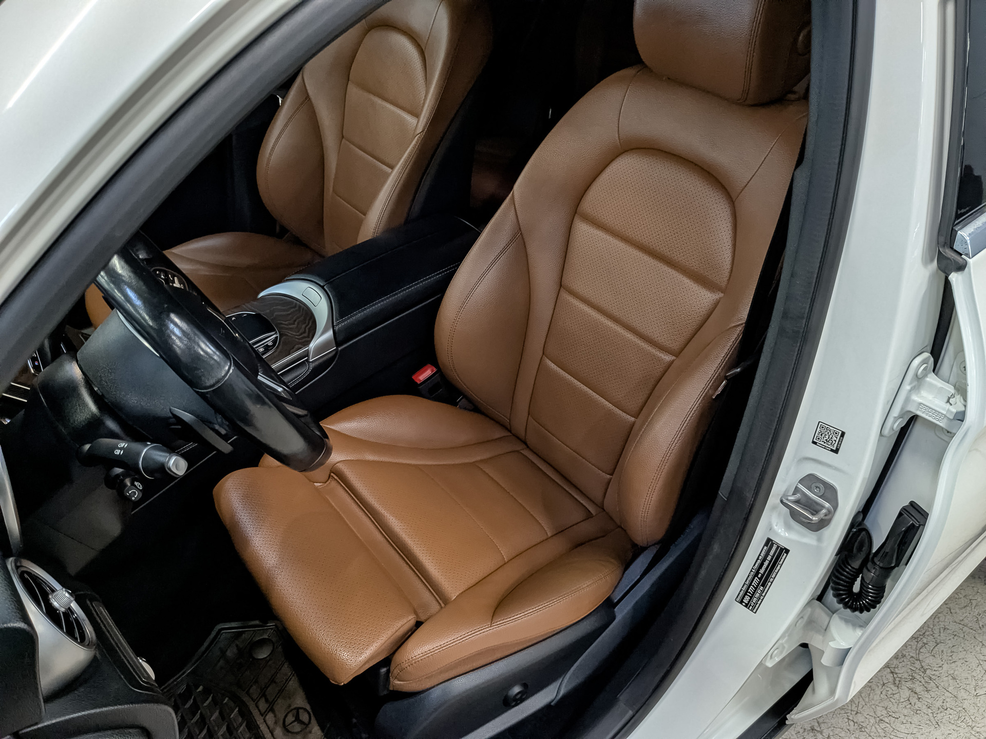 MERCEDES-BENZ GLC Coupe 1.90 (245 л.с), автомат, 2020, пробег 109 637 км