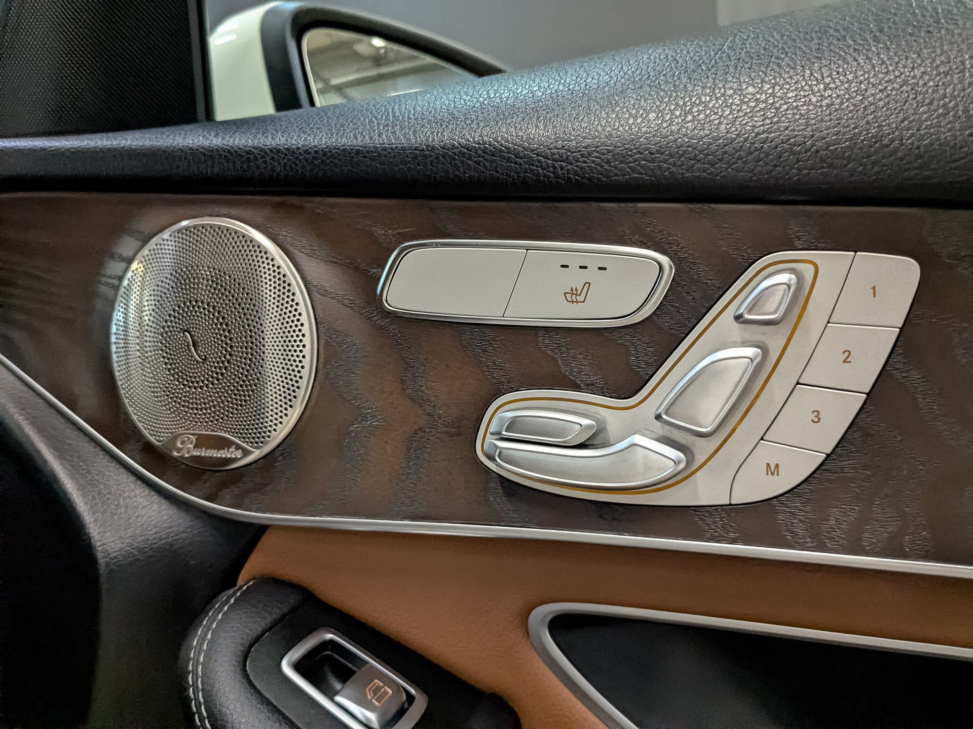 MERCEDES-BENZ GLC Coupe 1.90 (245 л.с), автомат, 2020, пробег 109 637 км