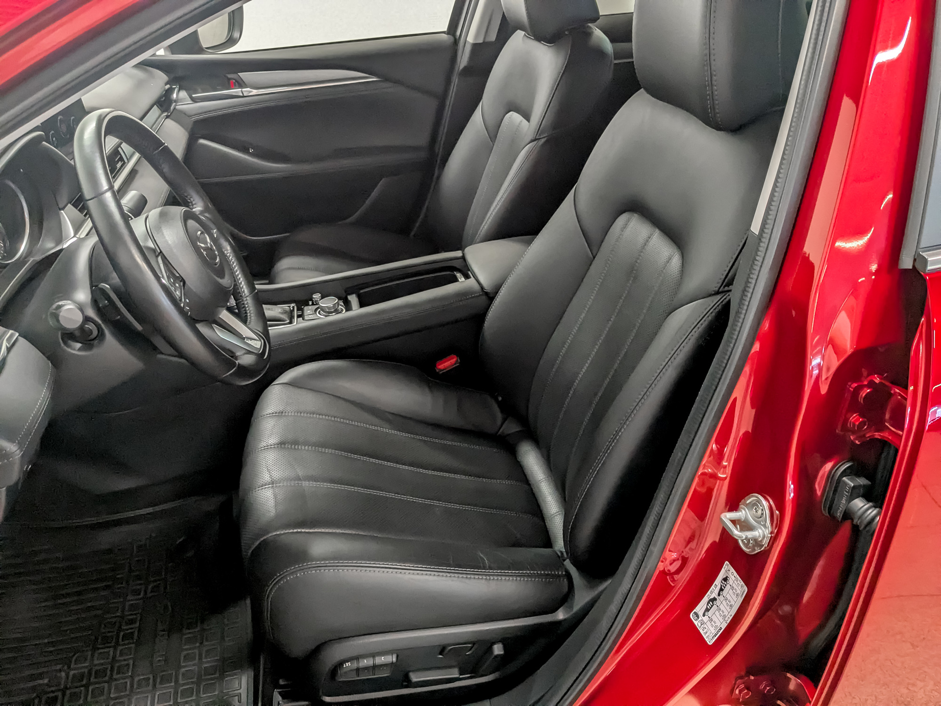 MAZDA 6 2.00 (150 л.с), автомат, 2021, пробег 56 261 км