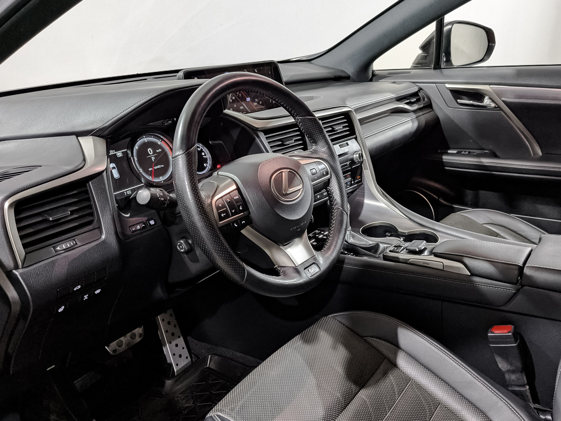 LEXUS RX 2.00 (238 л.с), автомат, 2019, пробег 50 483 км