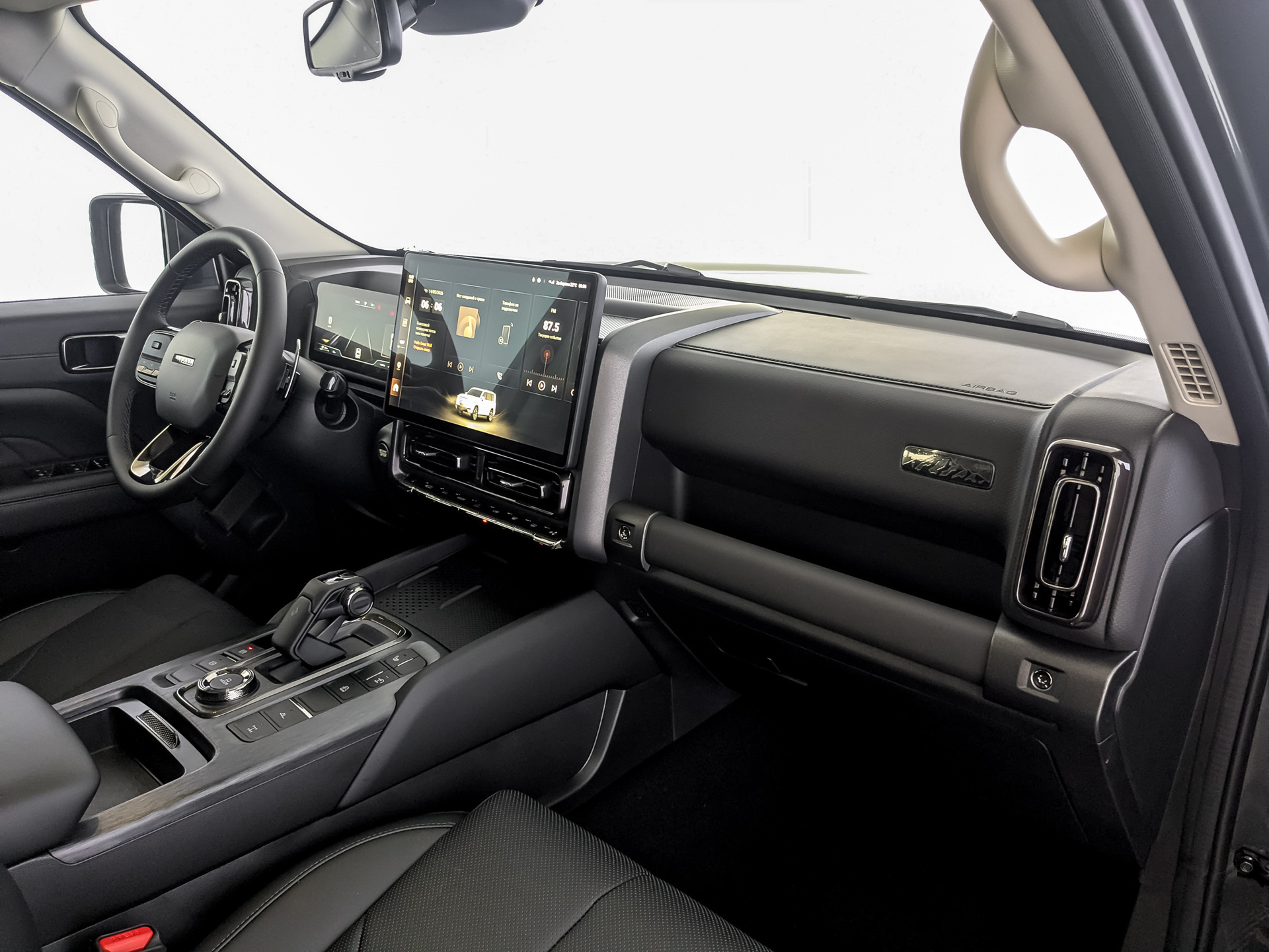 Фото Haval H9 Техно + 2.0T/218 8AT 4WD