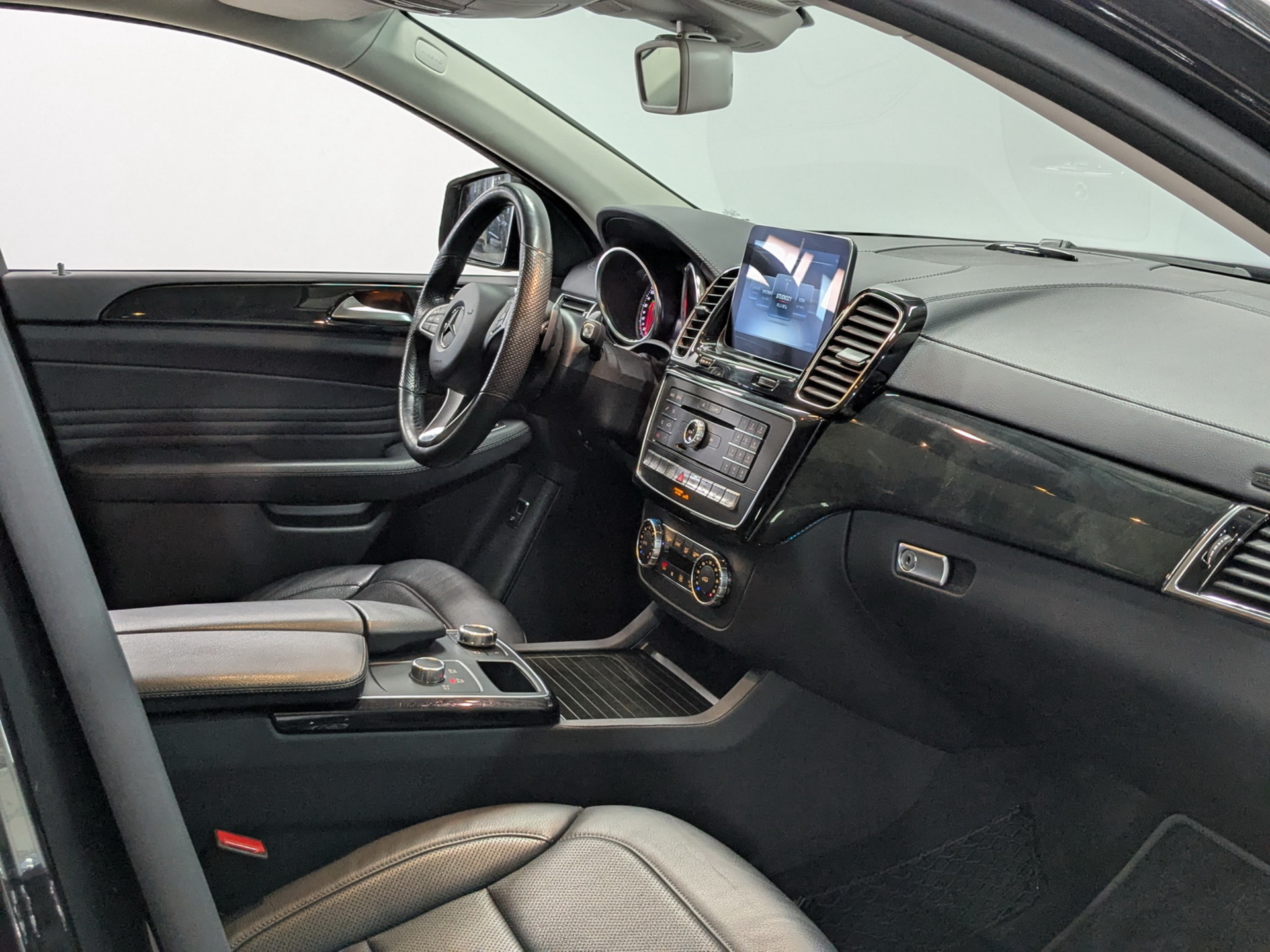 MERCEDES-BENZ GLE Coupe 3.00 (249 л.с), автомат, 2017, пробег 59 600 км