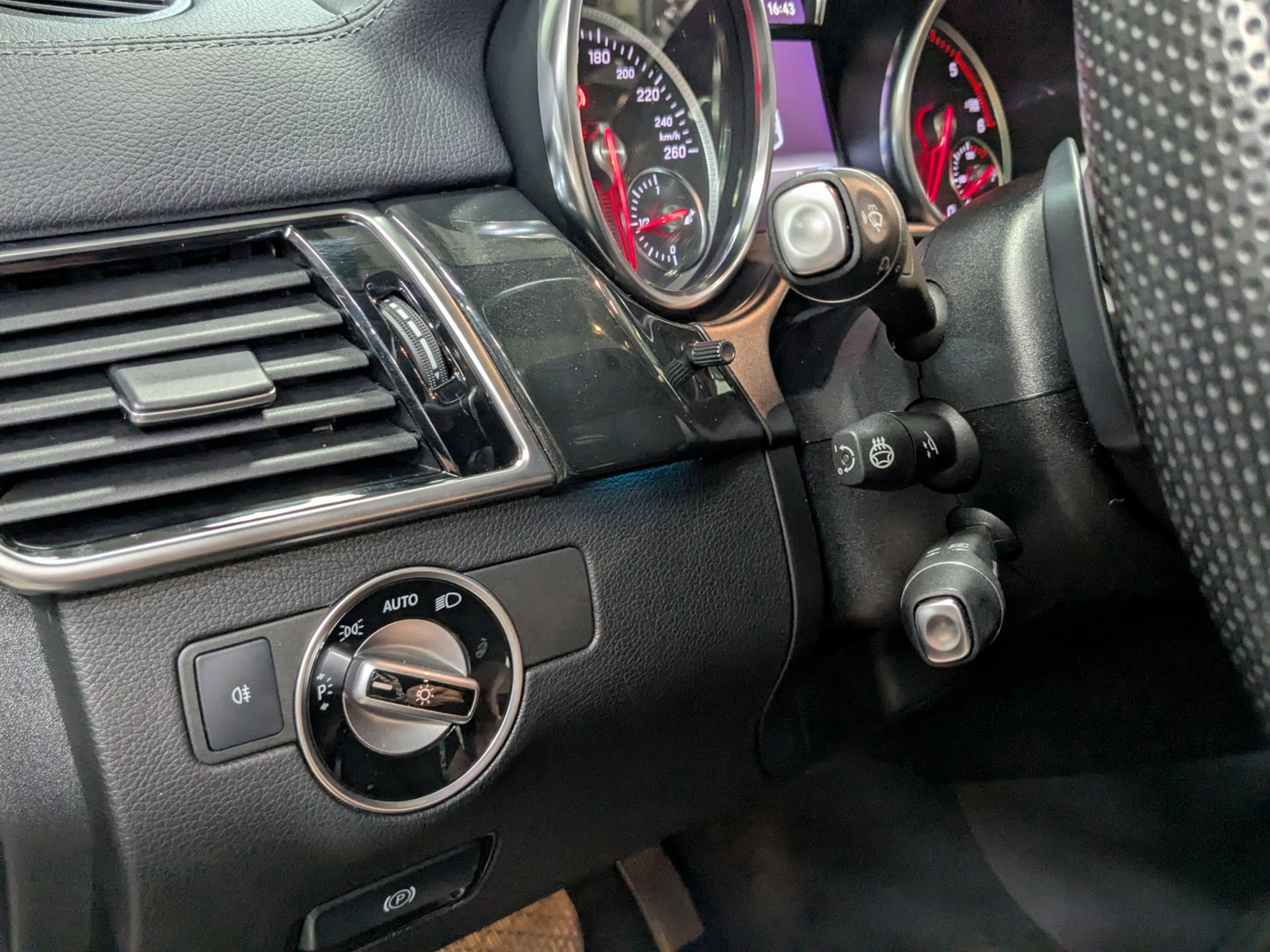 MERCEDES-BENZ GLE Coupe 3.00 (249 л.с), автомат, 2017, пробег 59 600 км