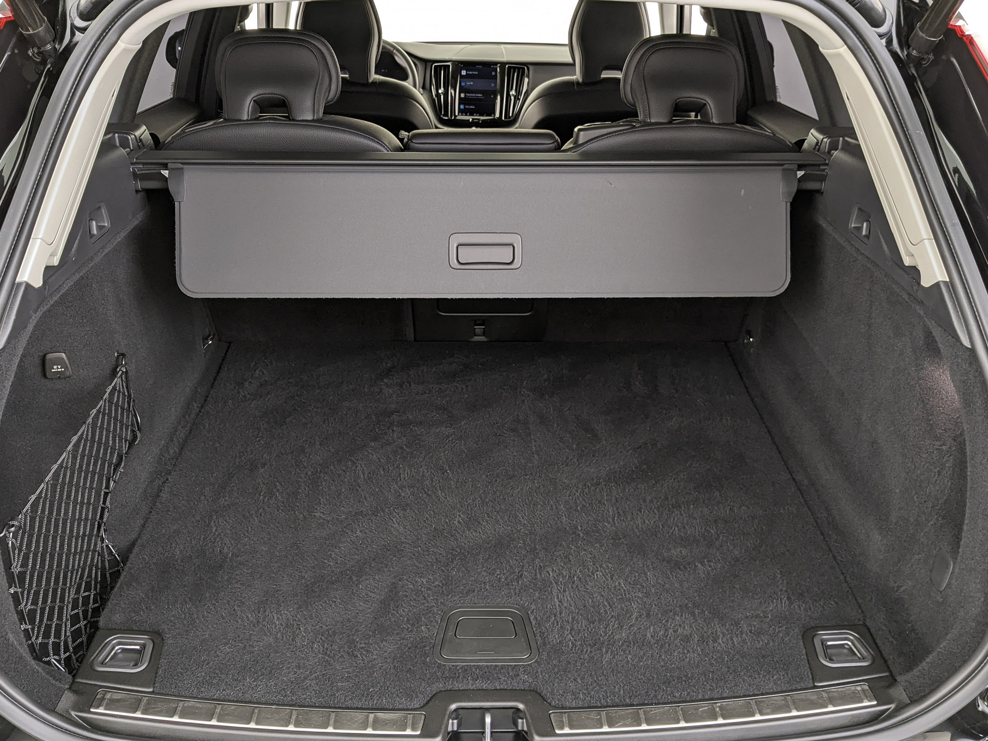 VOLVO XC60 2.00 (249 л.с), автомат, 2021, пробег 77 055 км