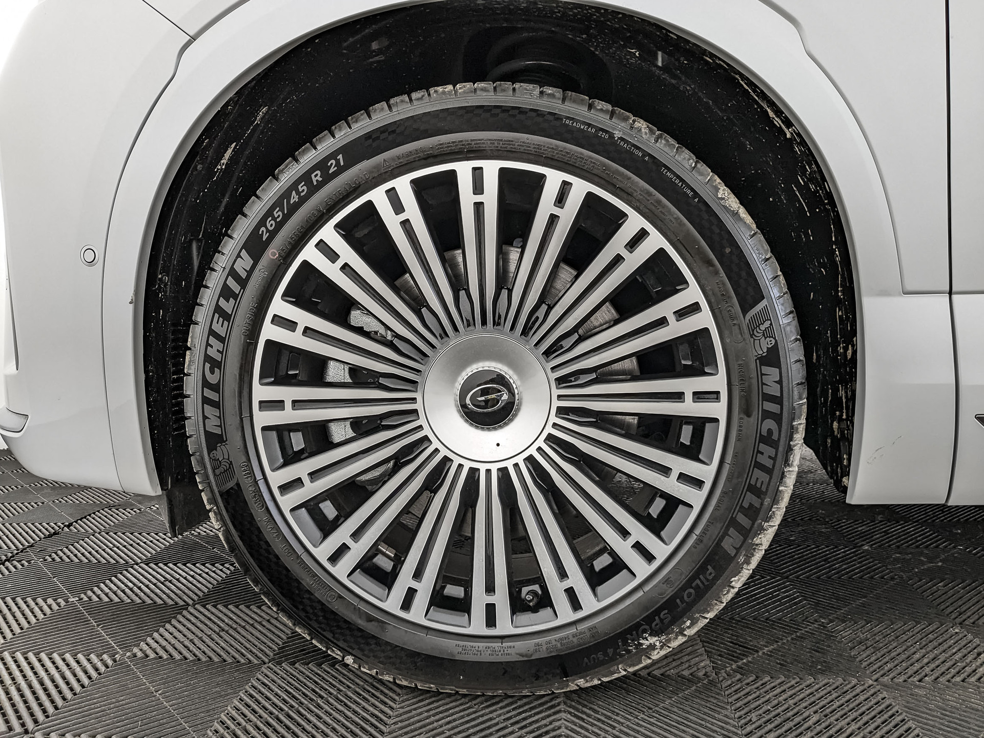 Фото GAC S9 SX Premium 1.5ELH/147 44.5кВт 4WD