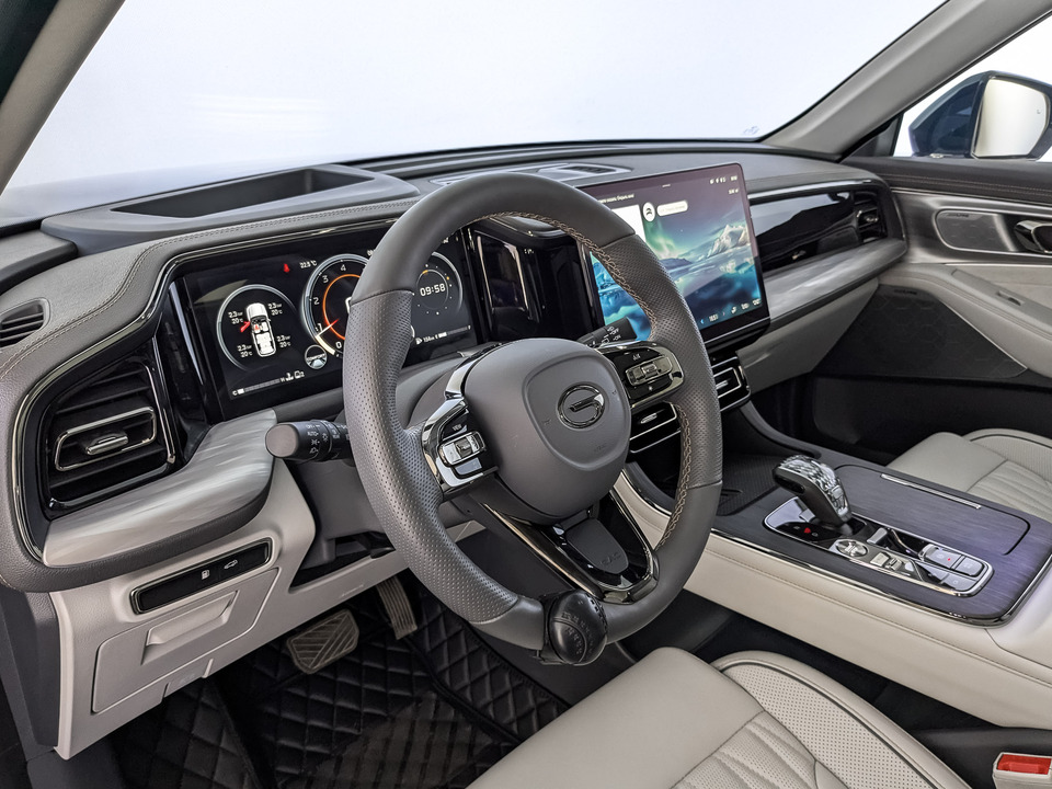 Фото GAC GS8  с пробегом 10 468 км