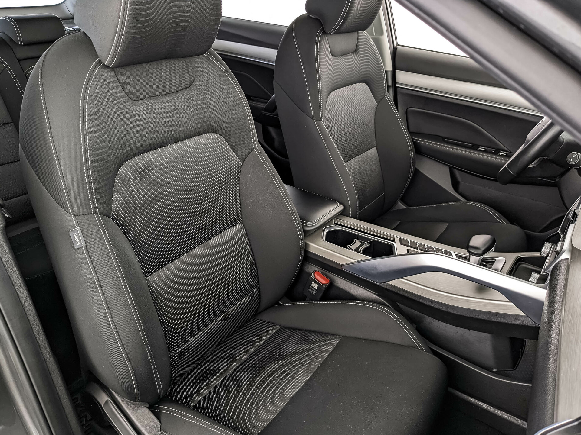 GEELY Coolray 1.50 (149 л.с), автомат, 2023, пробег 63 705 км