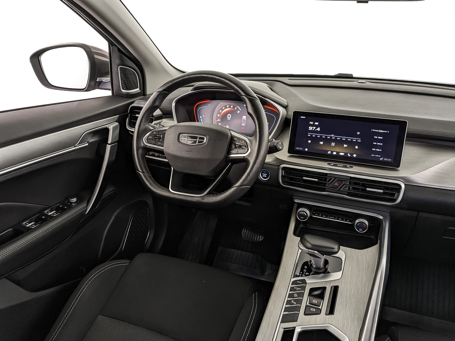 GEELY Coolray 1.50 (149 л.с), автомат, 2023, пробег 63 705 км