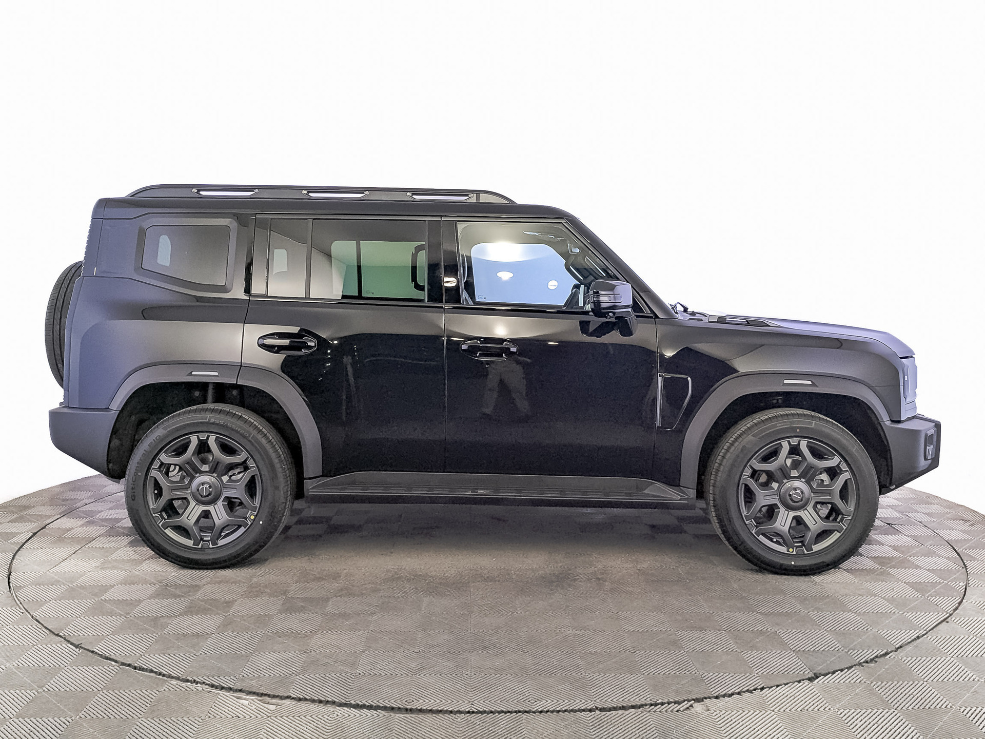 Фото Jetour T2 Премиум (Discovery) 2.0T/245 8AT 4WD