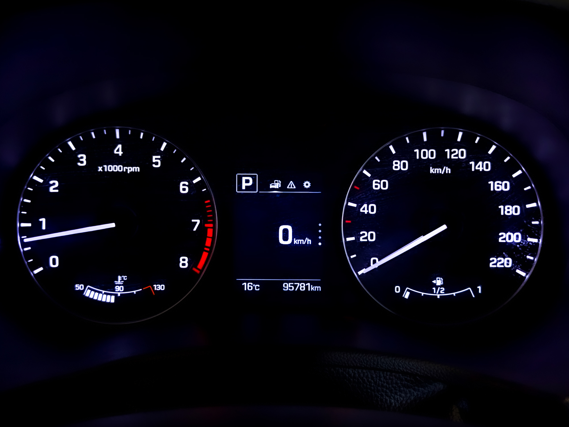 HYUNDAI Creta 1.60 (121 л.с), автомат, 2021, пробег 95 781 км