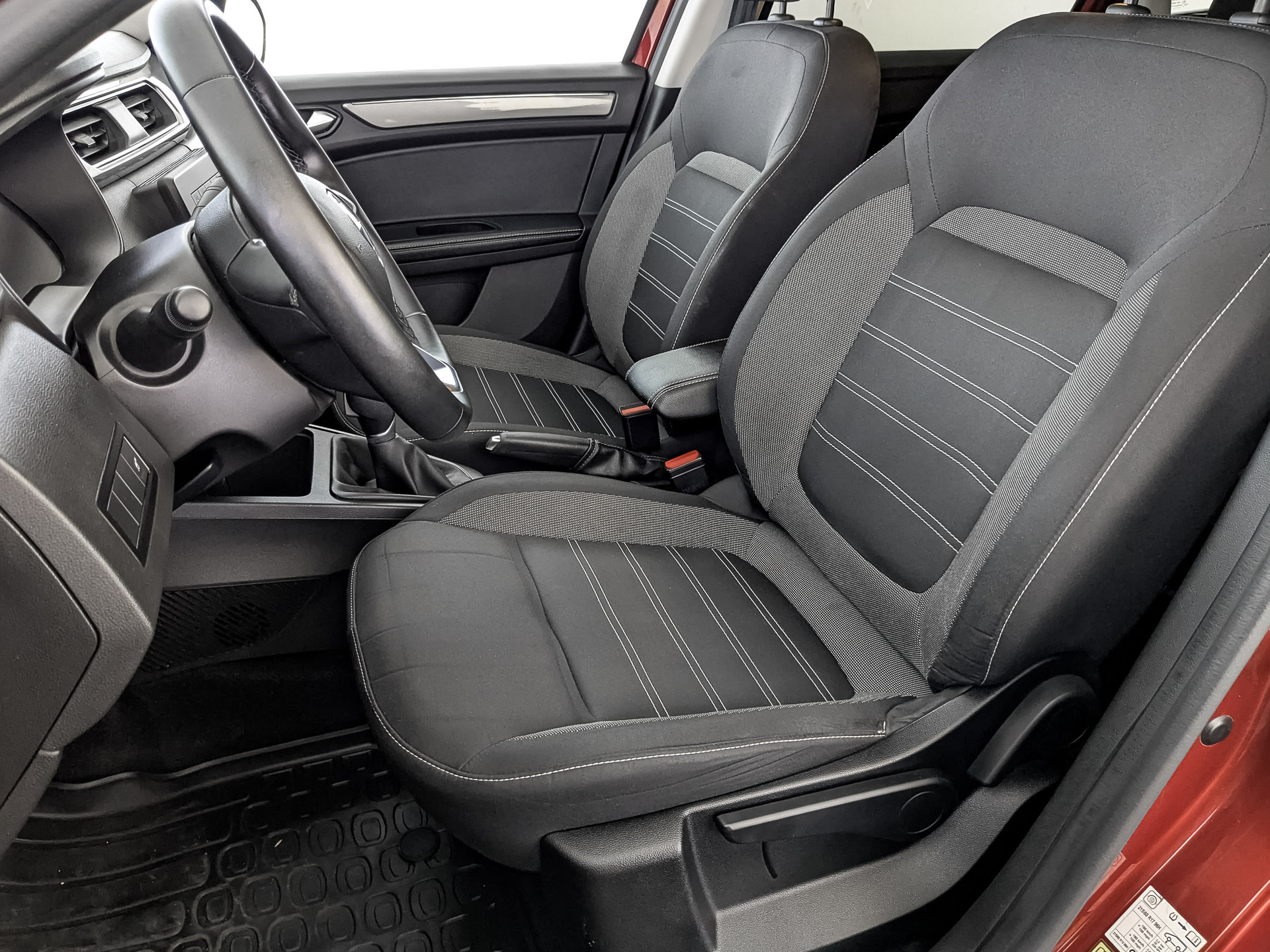 RENAULT Arkana 1.30 (150 л.с), автомат, 2019, пробег 58 747 км