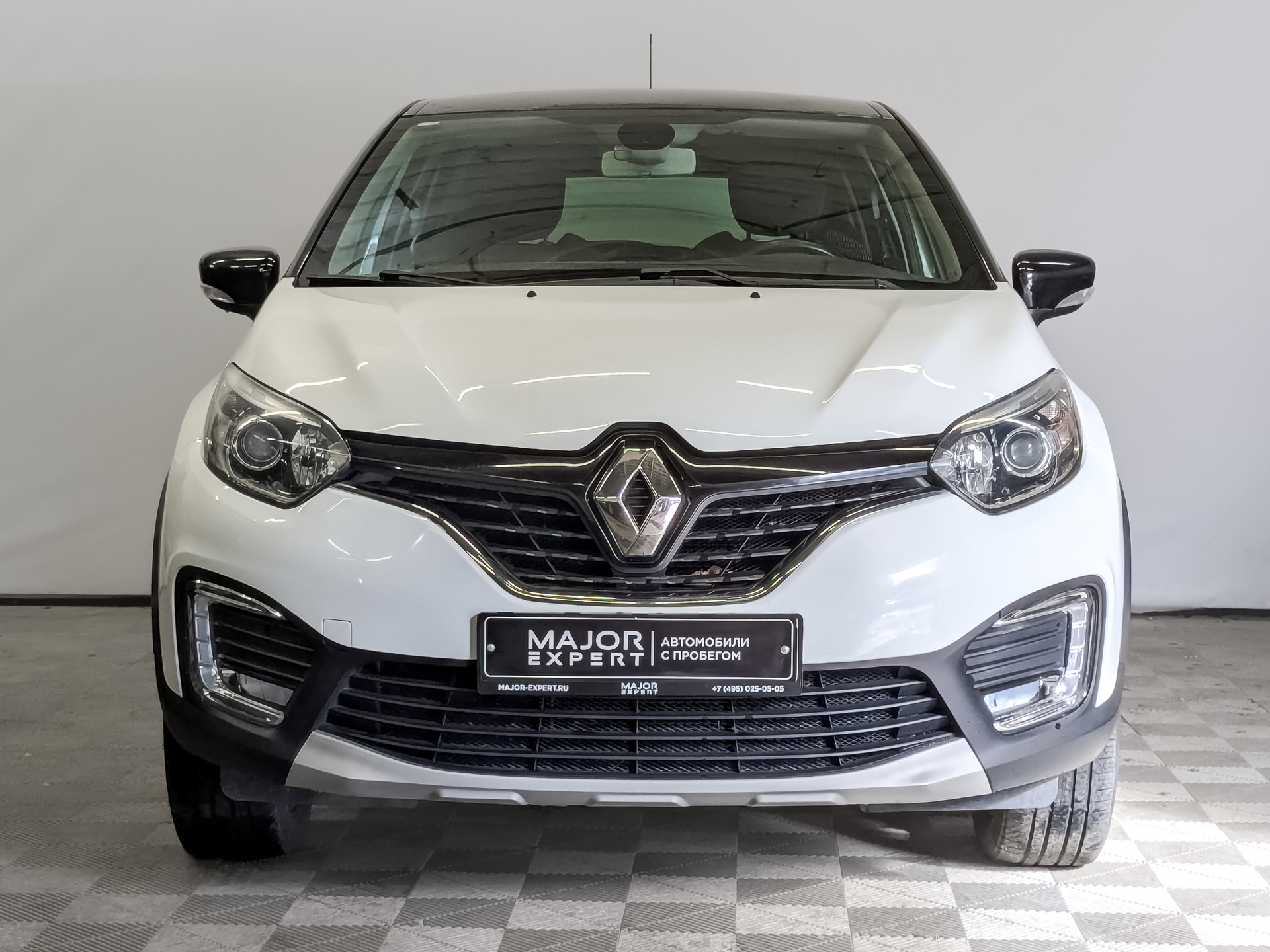 RENAULT Kaptur 1.60 (114 л.с), автомат, 2017, пробег 120 482 км