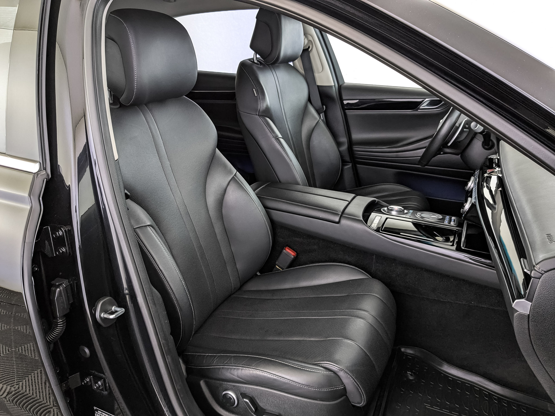GENESIS G80 2.50 (249 л.с), автомат, 2021, пробег 58 470 км