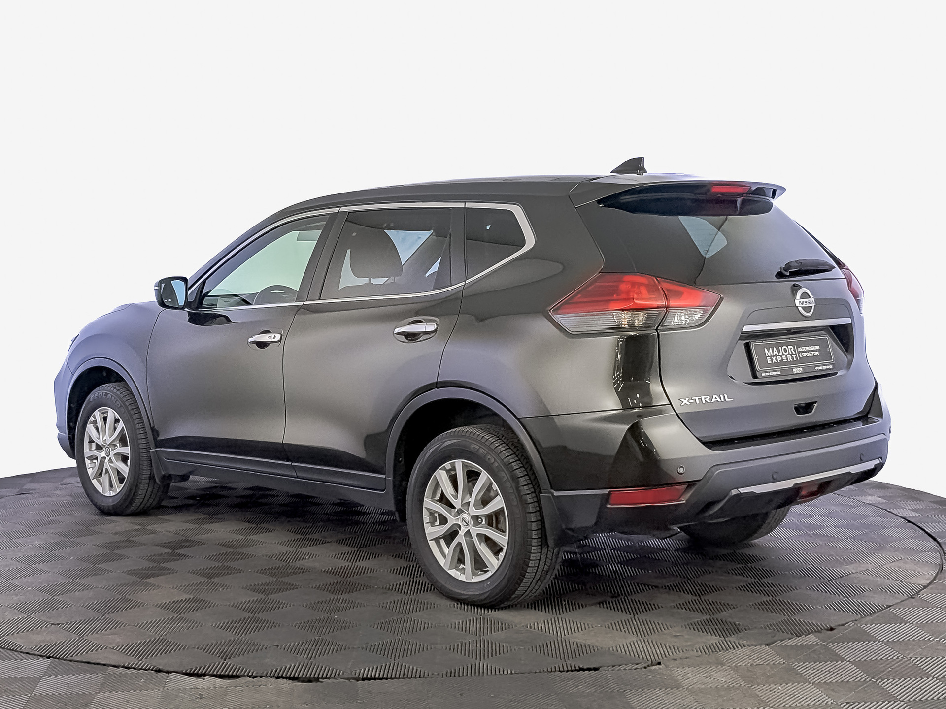NISSAN X-Trail 2.00 (144 л.с), автомат, 2021, пробег 131 000 км