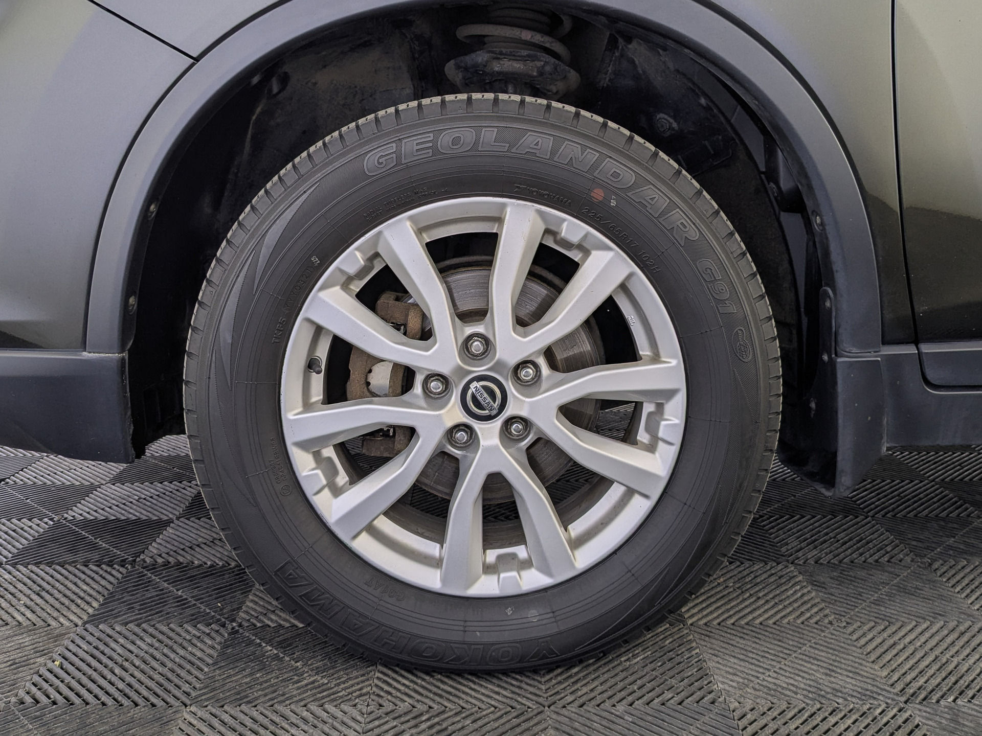 NISSAN X-Trail 2.00 (144 л.с), автомат, 2021, пробег 131 000 км