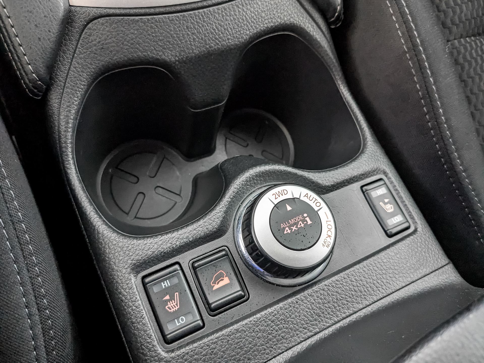 NISSAN X-Trail 2.00 (144 л.с), автомат, 2021, пробег 131 000 км