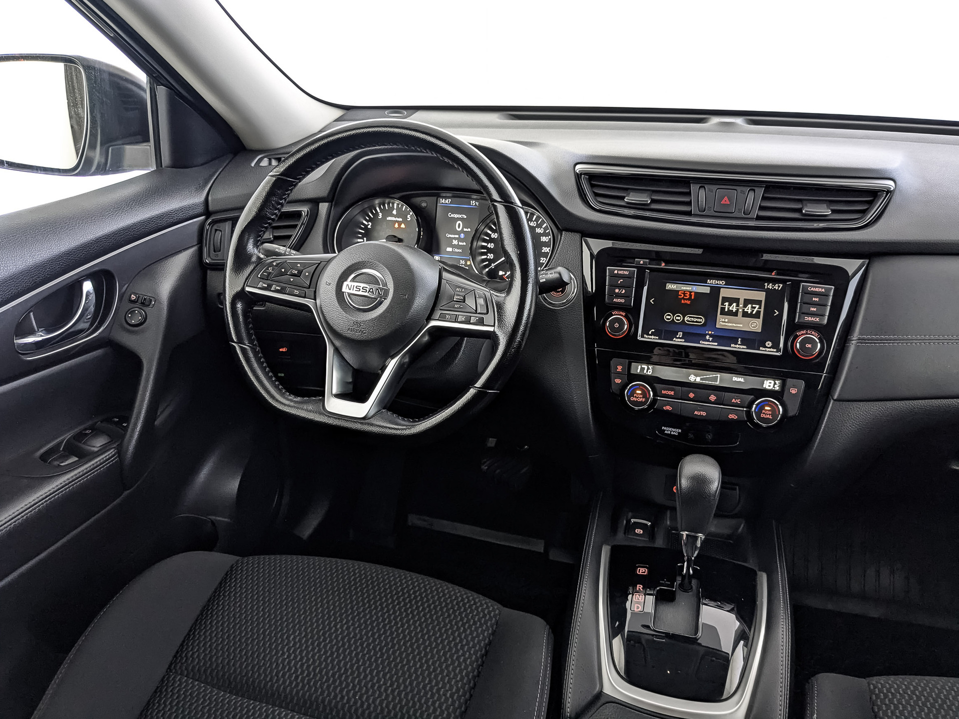 NISSAN X-Trail 2.00 (144 л.с), автомат, 2021, пробег 131 000 км