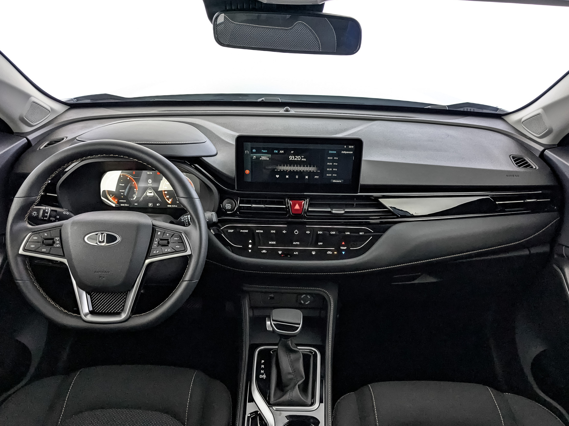 Фото Москвич 3 Комфорт с телематикой 1.5T/136 CVT 5D
