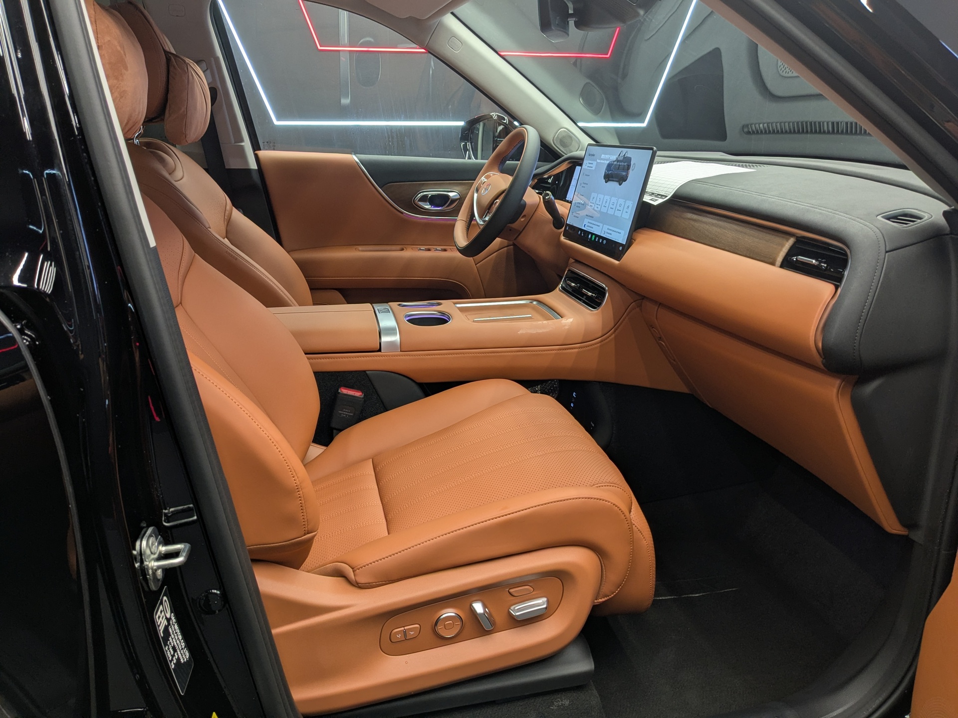 Фото GAC S9 SX Premium 1.5ELH/147 44.5кВт 4WD