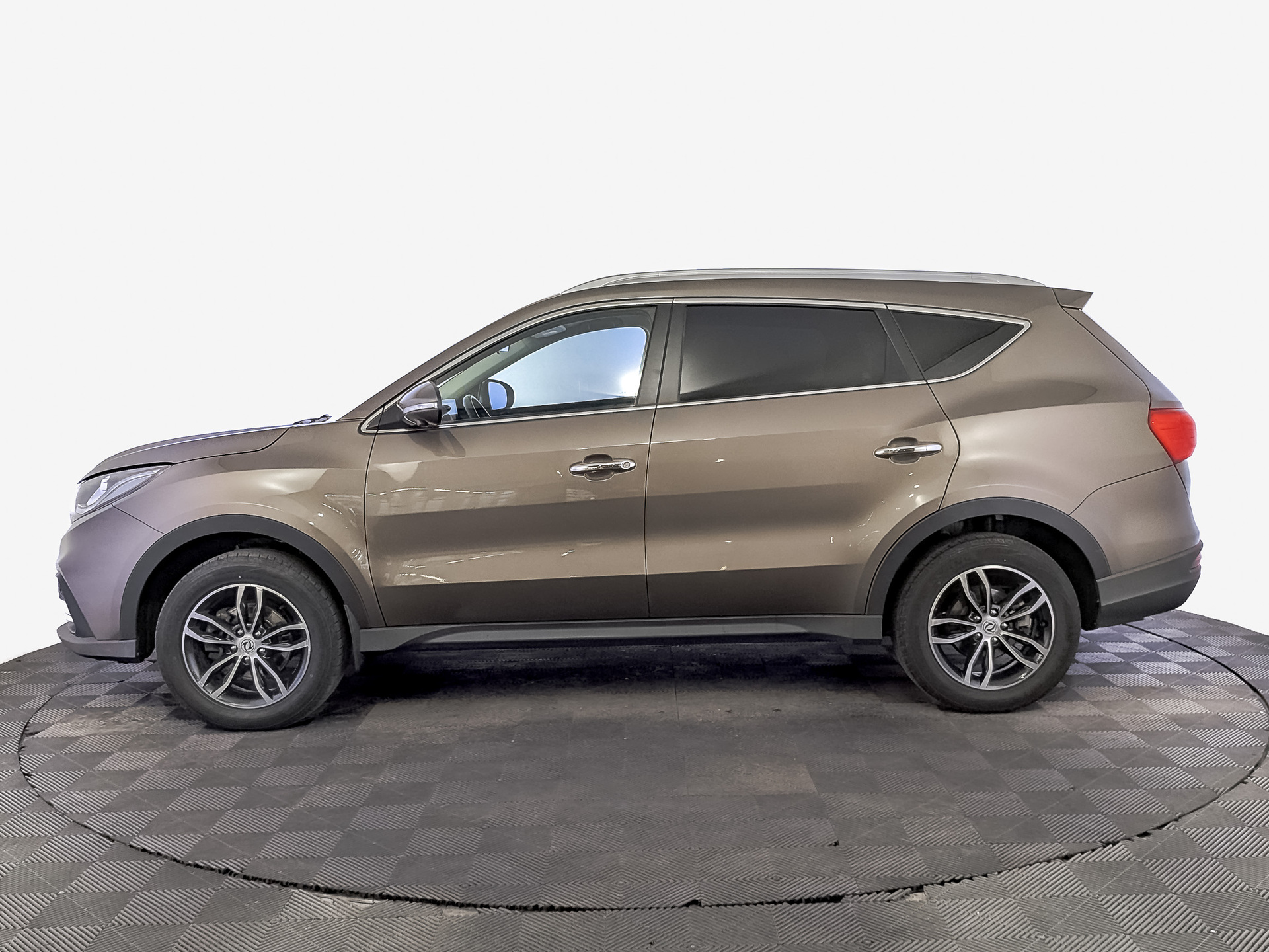 DONGFENG 580 1.50 (145 л.с), автомат, 2021, пробег 76 648 км