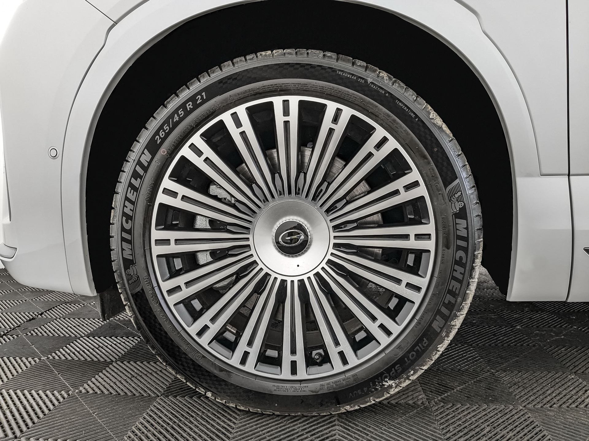 Фото GAC S9 SX Premium 1.5ELH/147 44.5кВт 4WD
