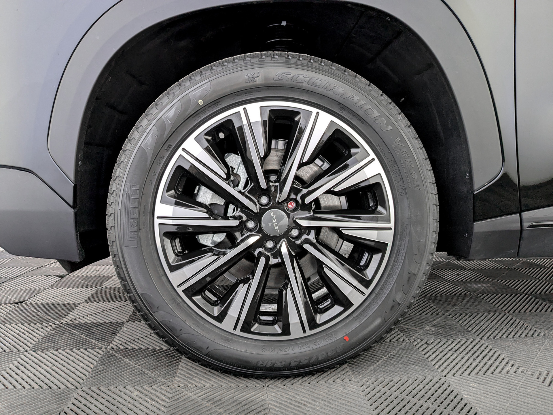 Фото Jetour Dashing Комфорт (Comfort) 1.5T/147 6RT 2WD
