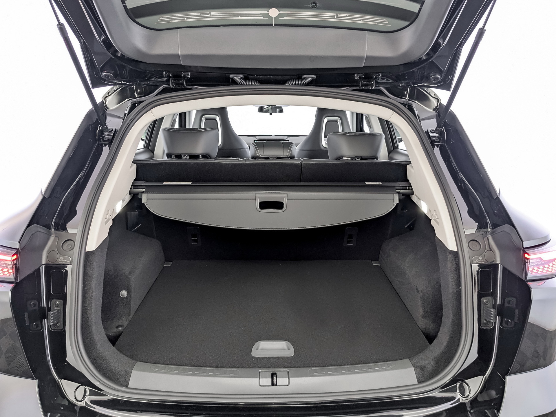 Фото Jetour Dashing Комфорт (Comfort) 1.5T/147 6RT 2WD