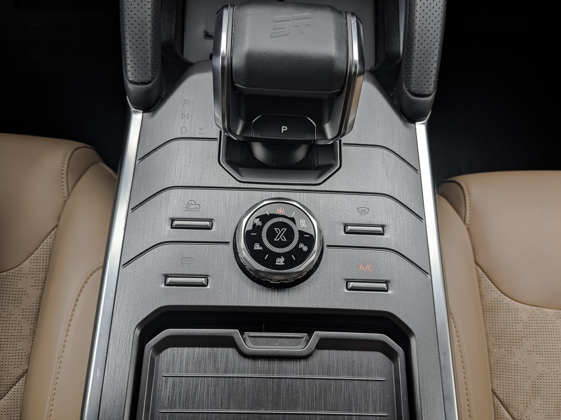 JETOUR T2 2.00 (245 л.с), автомат, 2024, пробег 29 641 км