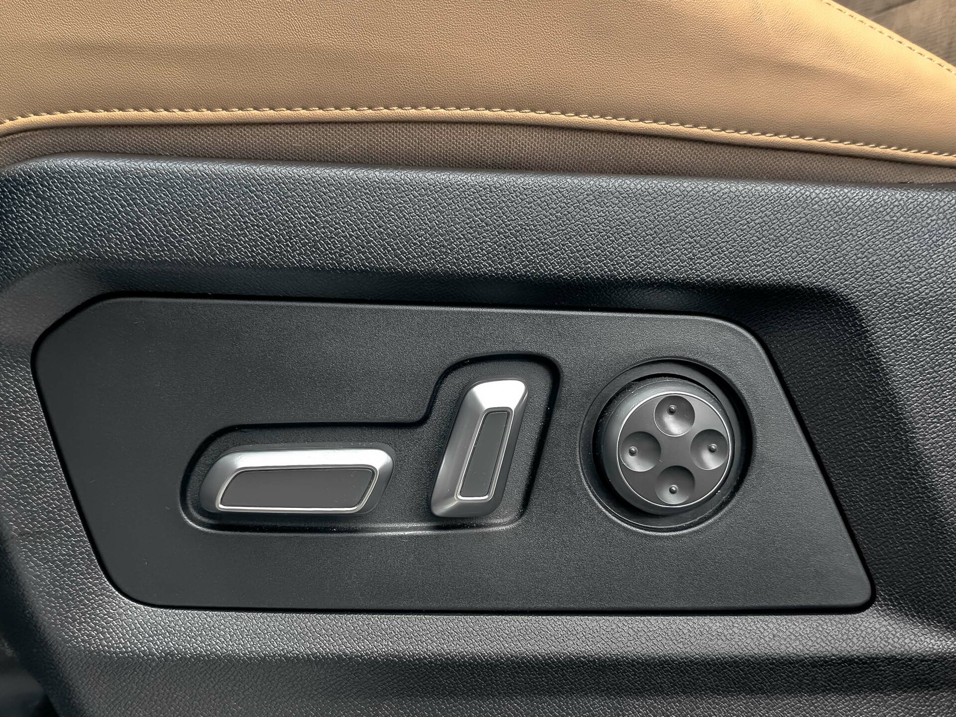 JETOUR T2 2.00 (245 л.с), автомат, 2024, пробег 29 641 км