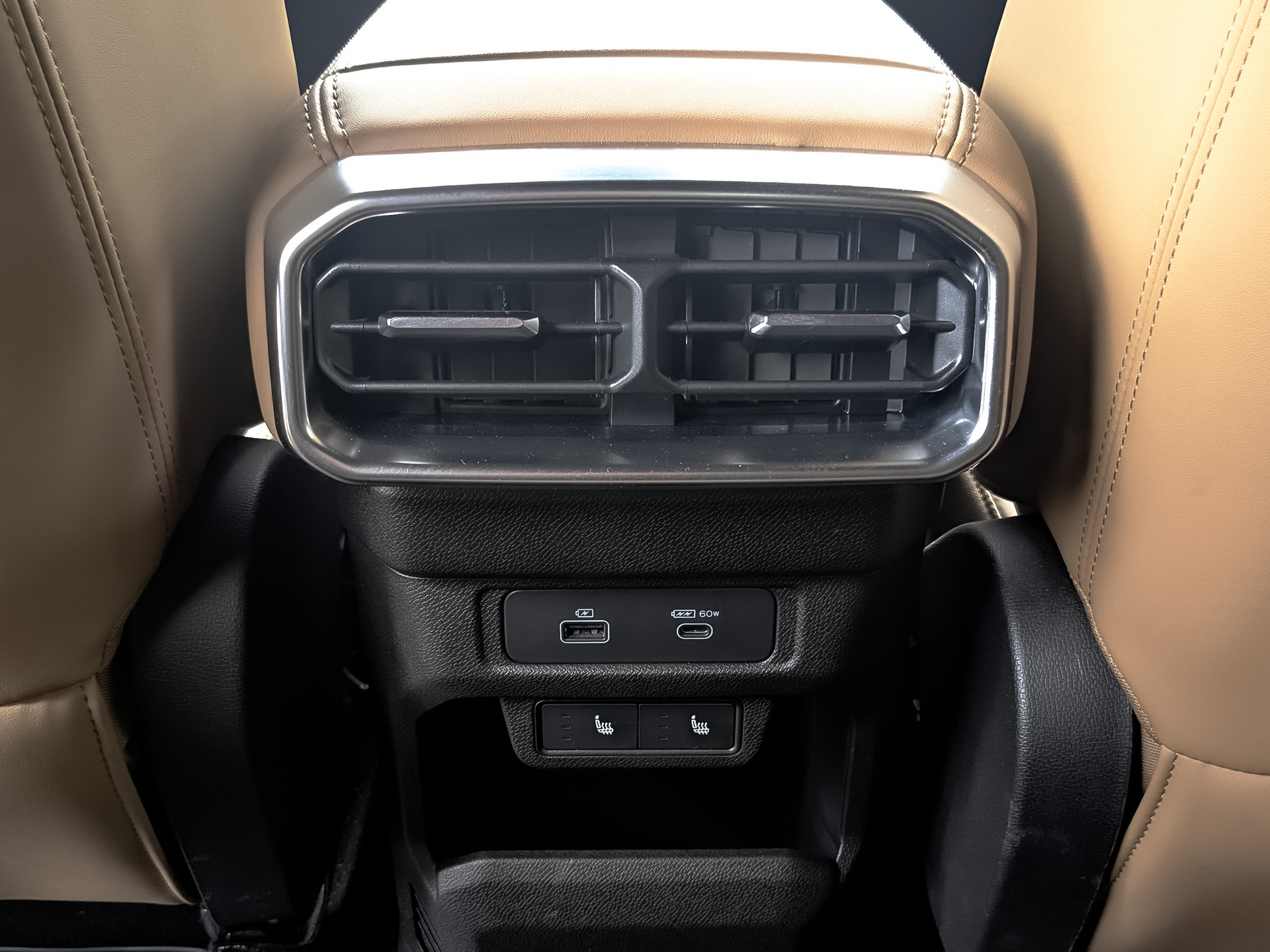 JETOUR T2 2.00 (245 л.с), автомат, 2024, пробег 29 641 км