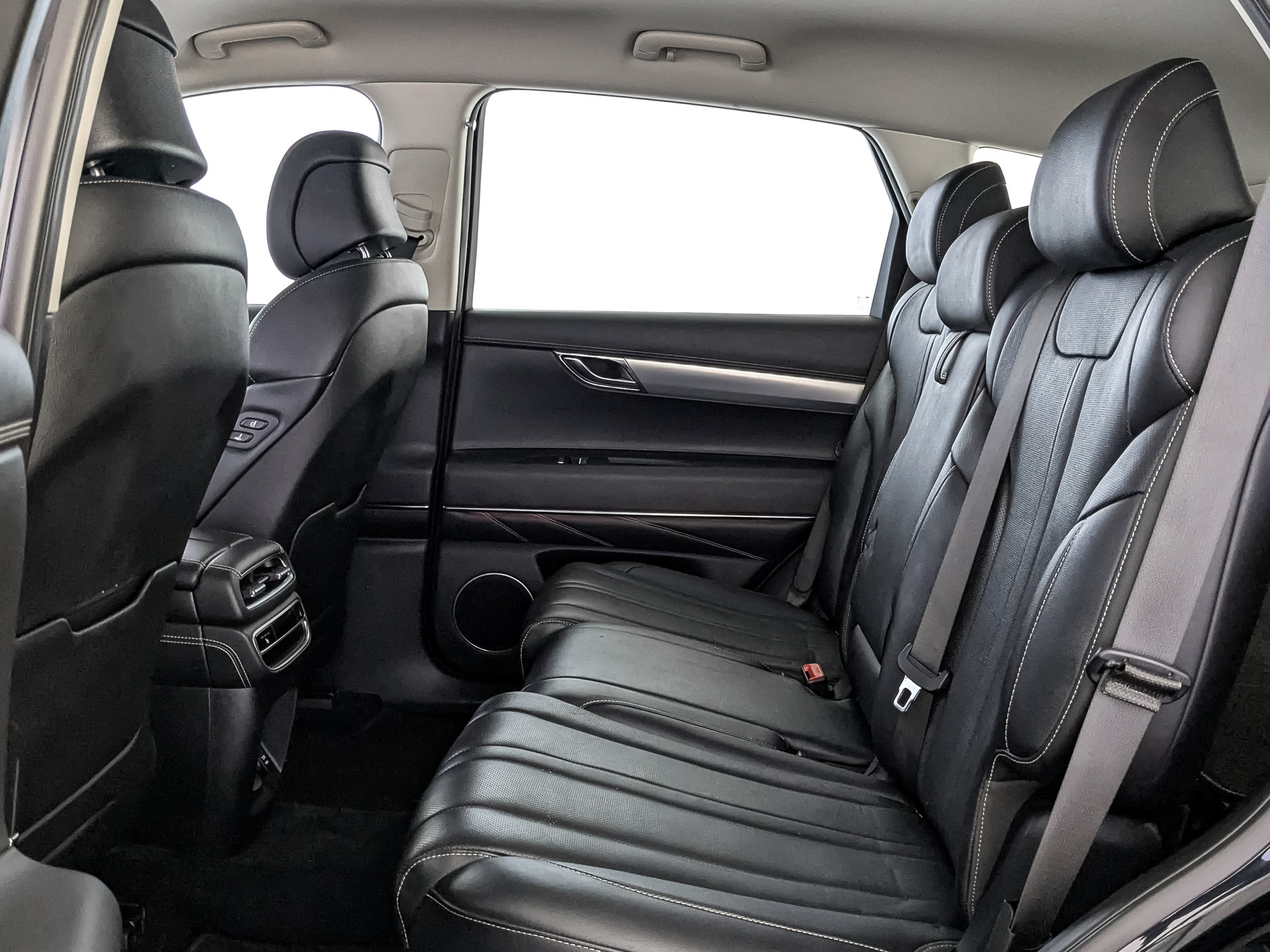 GENESIS GV80 3.00 (249 л.с), автомат, 2021, пробег 91 500 км